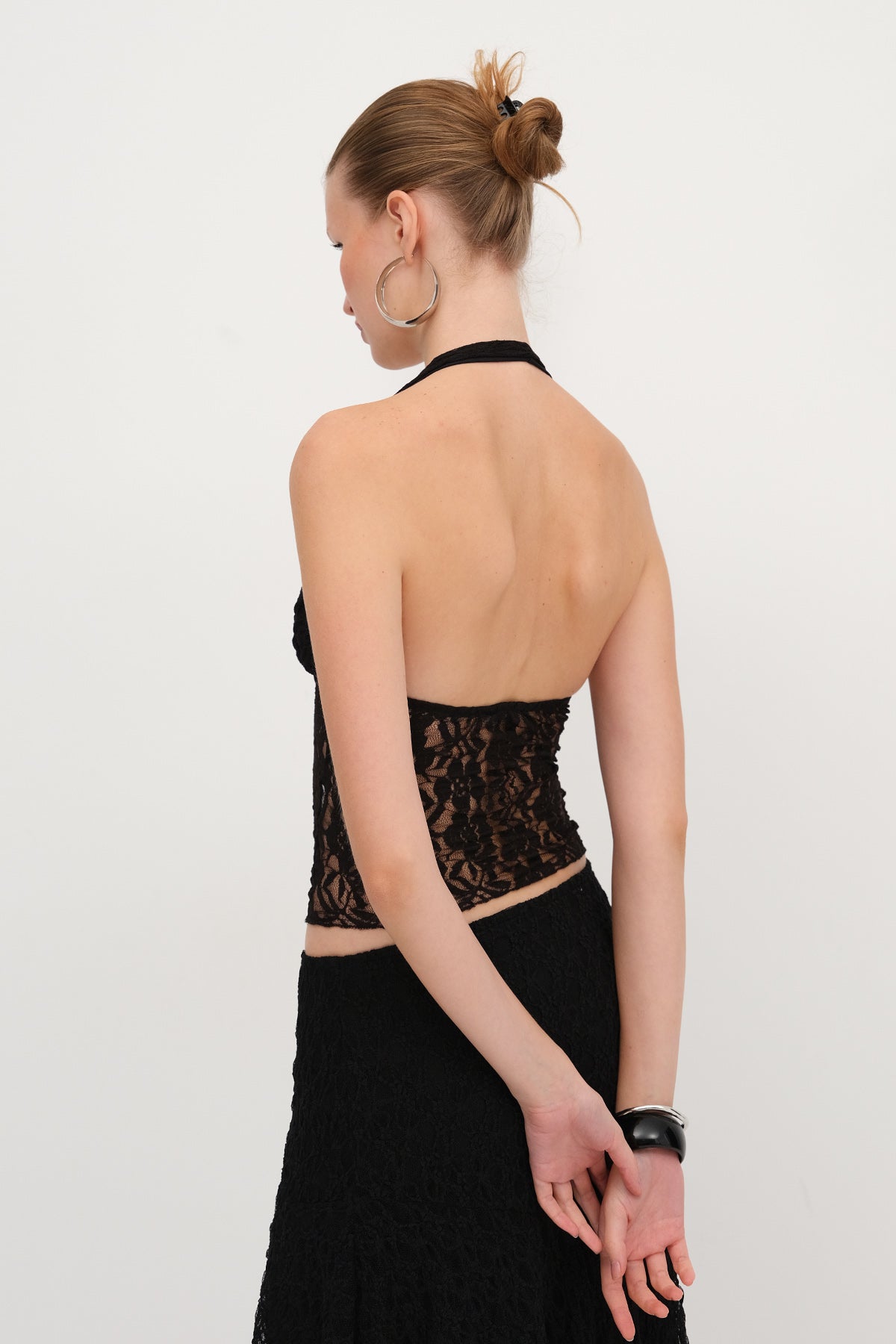 Black_Halter-Neck-Lace-Blouse-addax