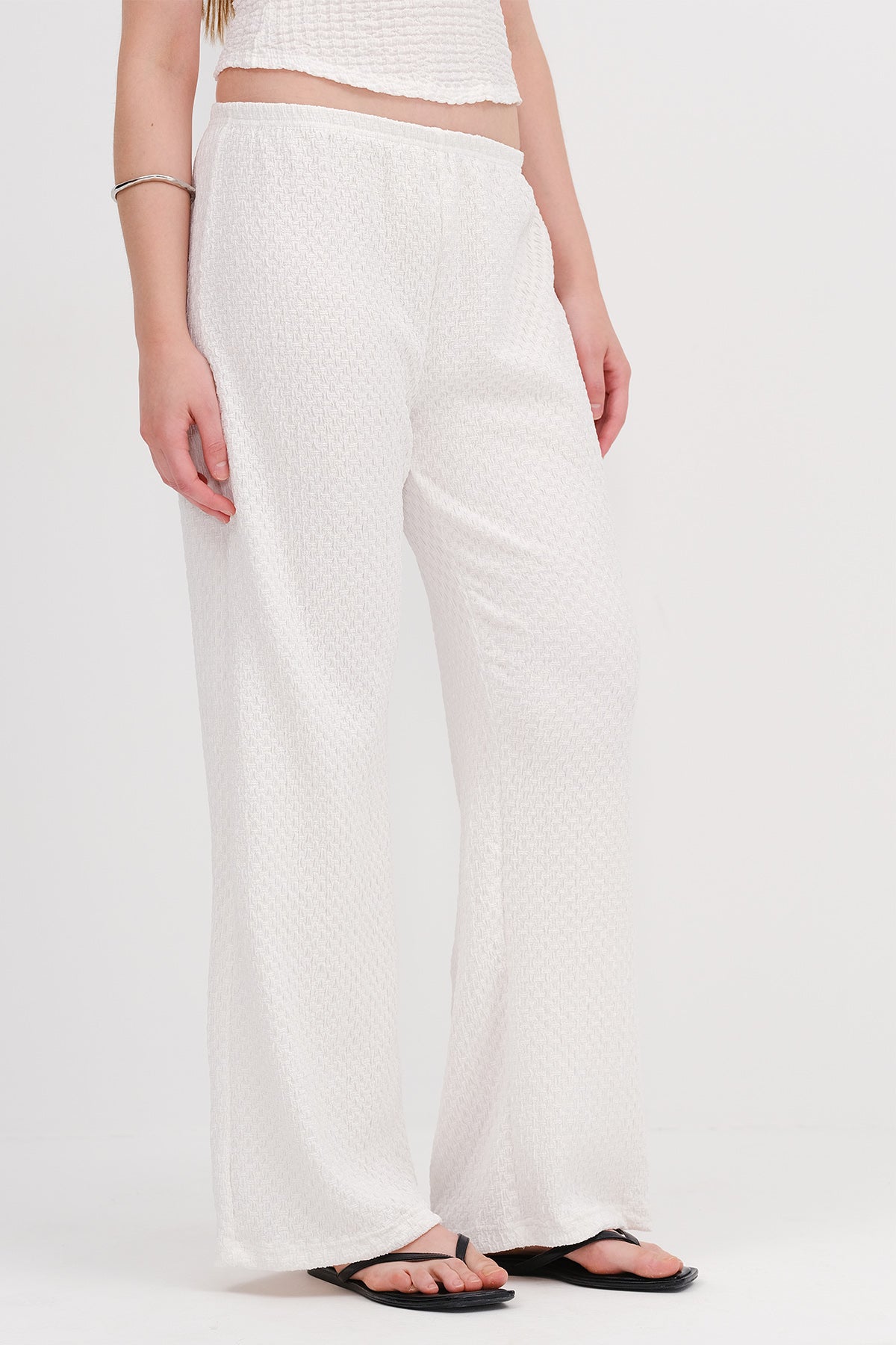 White_Textured-Pants-with-Elastic-Waist-addax
