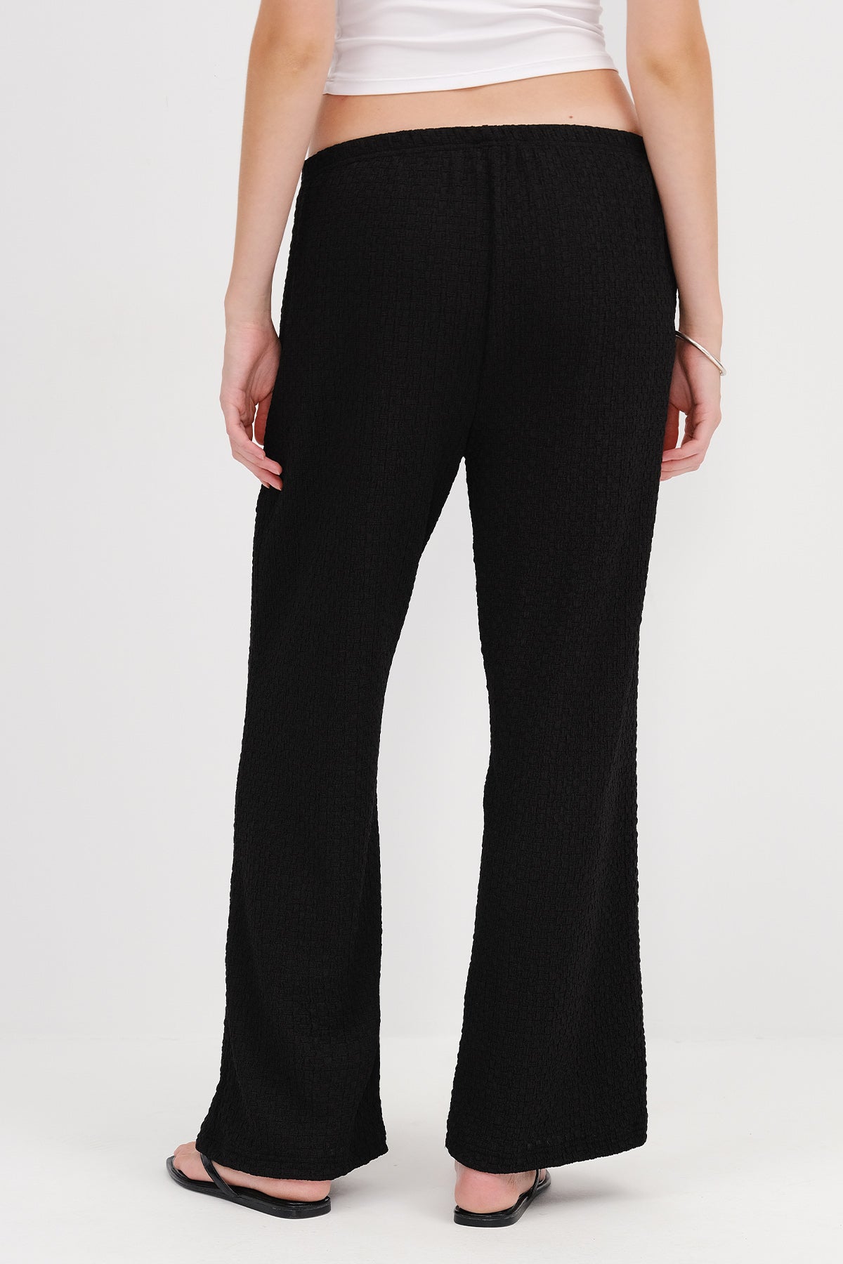 Black_Textured-Pants-with-Elastic-Waist-addax