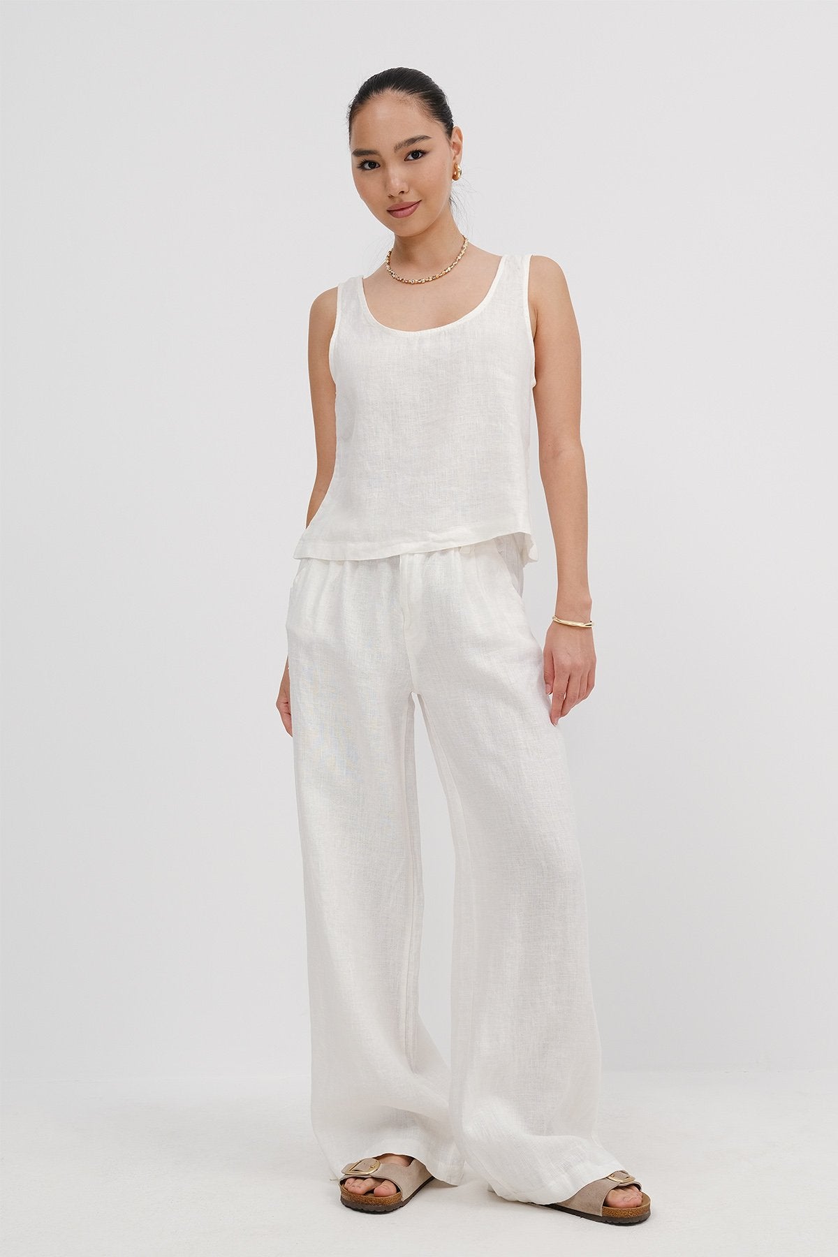 White_U-Neck-Linen-Undershirt-addax