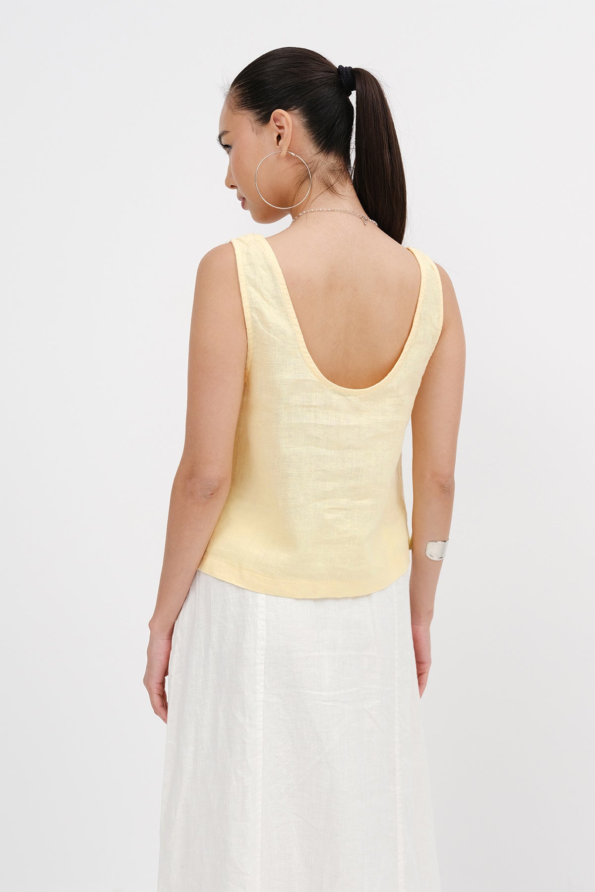 Light-Yellow_U-Neck-Linen-Undershirt-addax