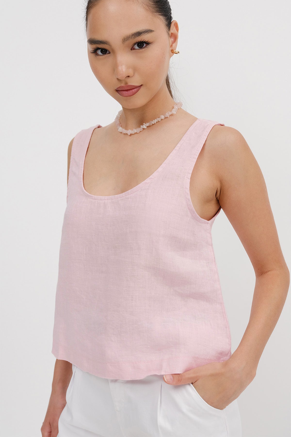 Lotus_U-Neck-Linen-Undershirt-addax