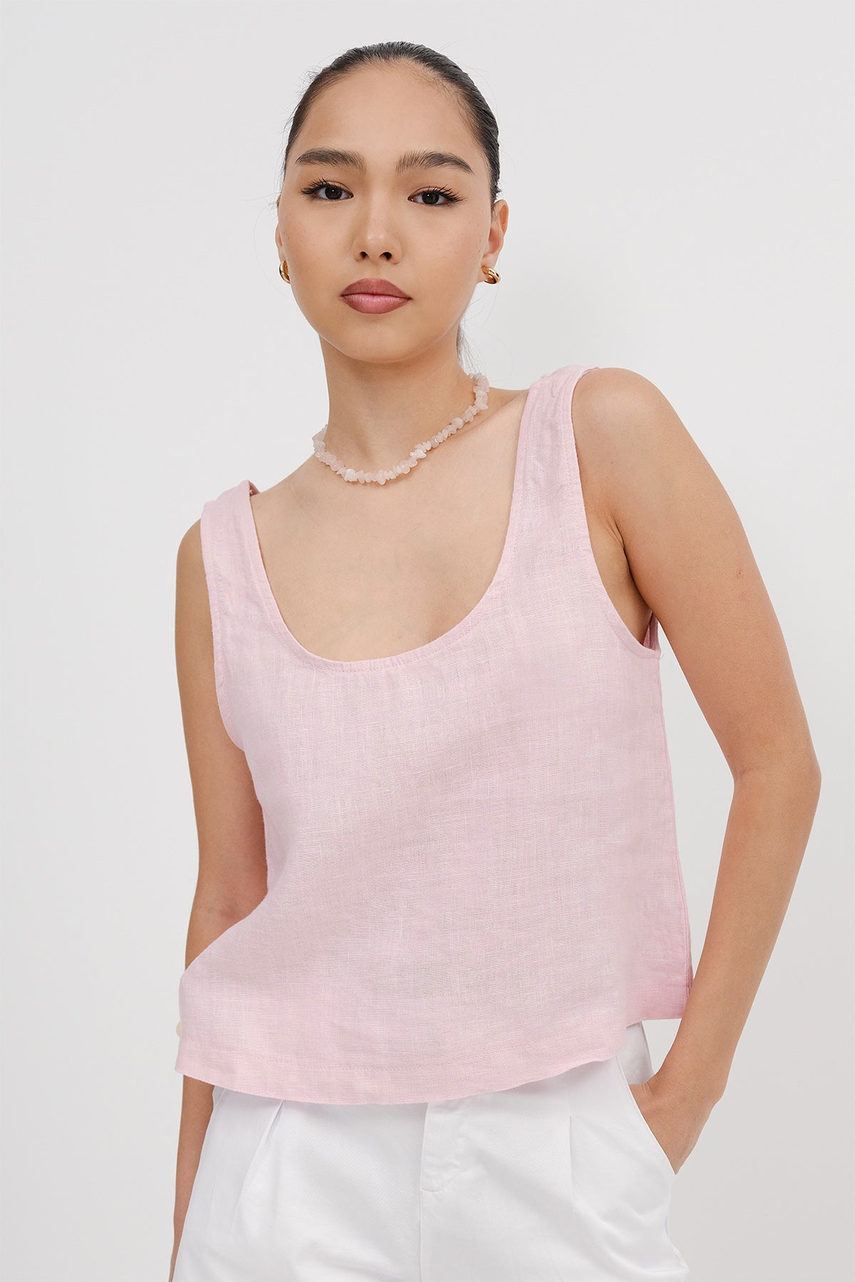 Lotus_U-Neck-Linen-Undershirt-addax