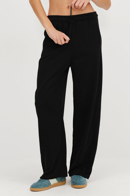 Black_Wide-Leg-Sweatpants-with-Pockets-addax