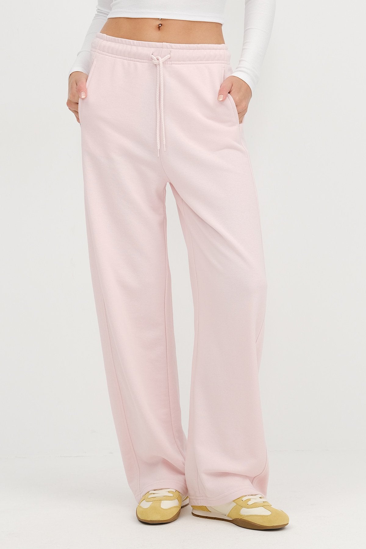 Lotus_Wide-Leg-Sweatpants-with-Pockets-addax
