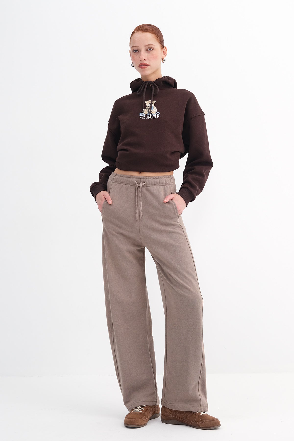 Annual_Wide-Leg-Sweatpants-with-Pockets-addax