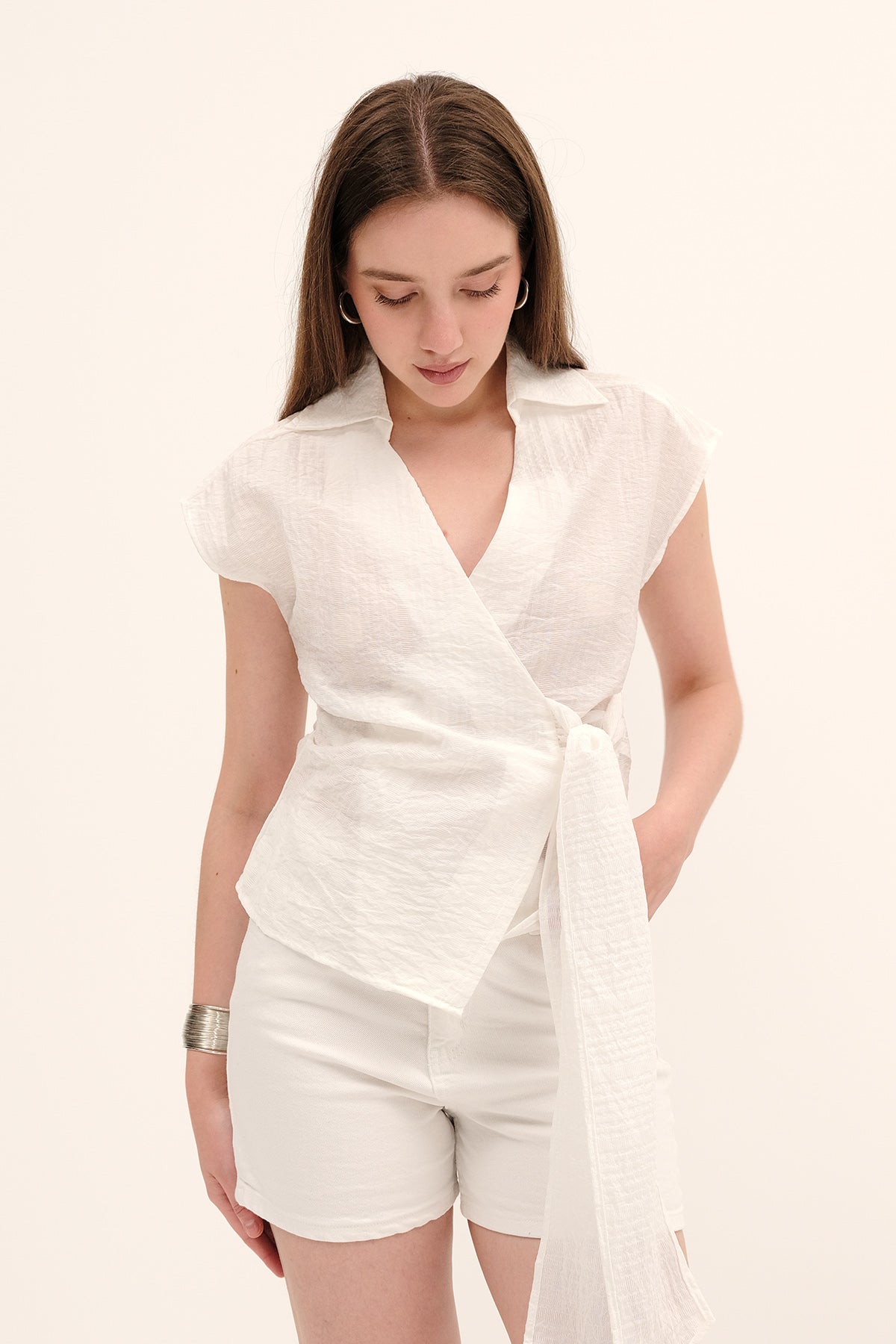 White_Sleeveless-Tie-Front-Shirt-addax