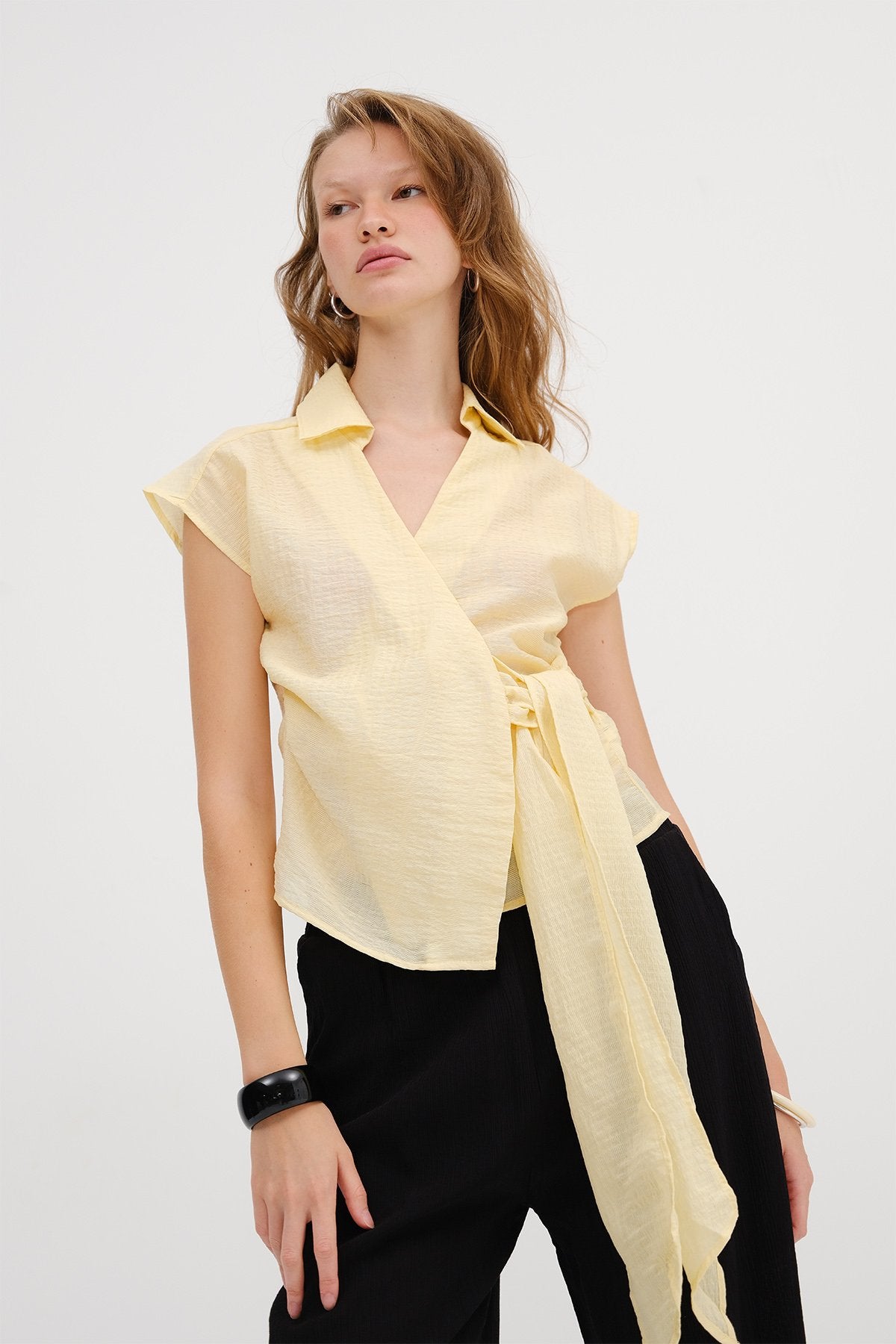 Light-Yellow_Sleeveless-Tie-Front-Shirt-addax