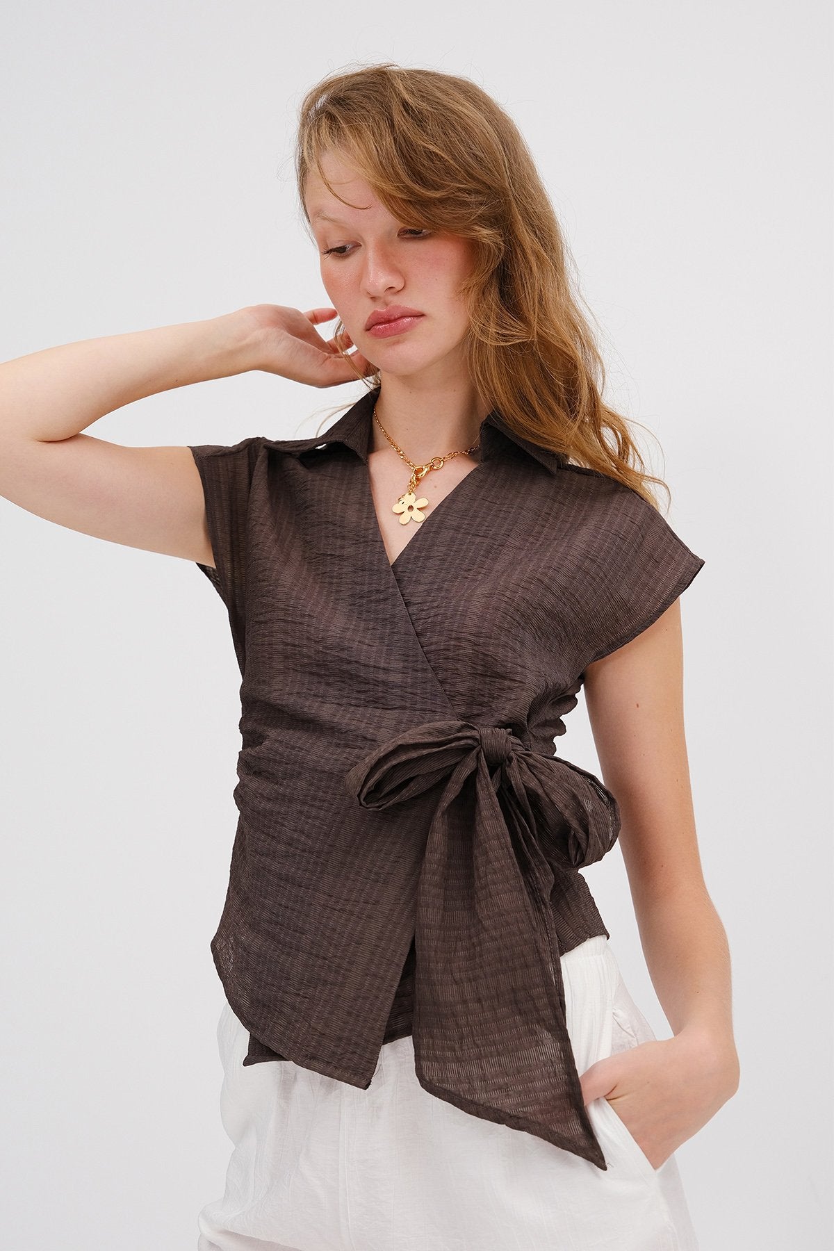 Bitter-Coffee_Sleeveless-Tie-Front-Shirt-addax