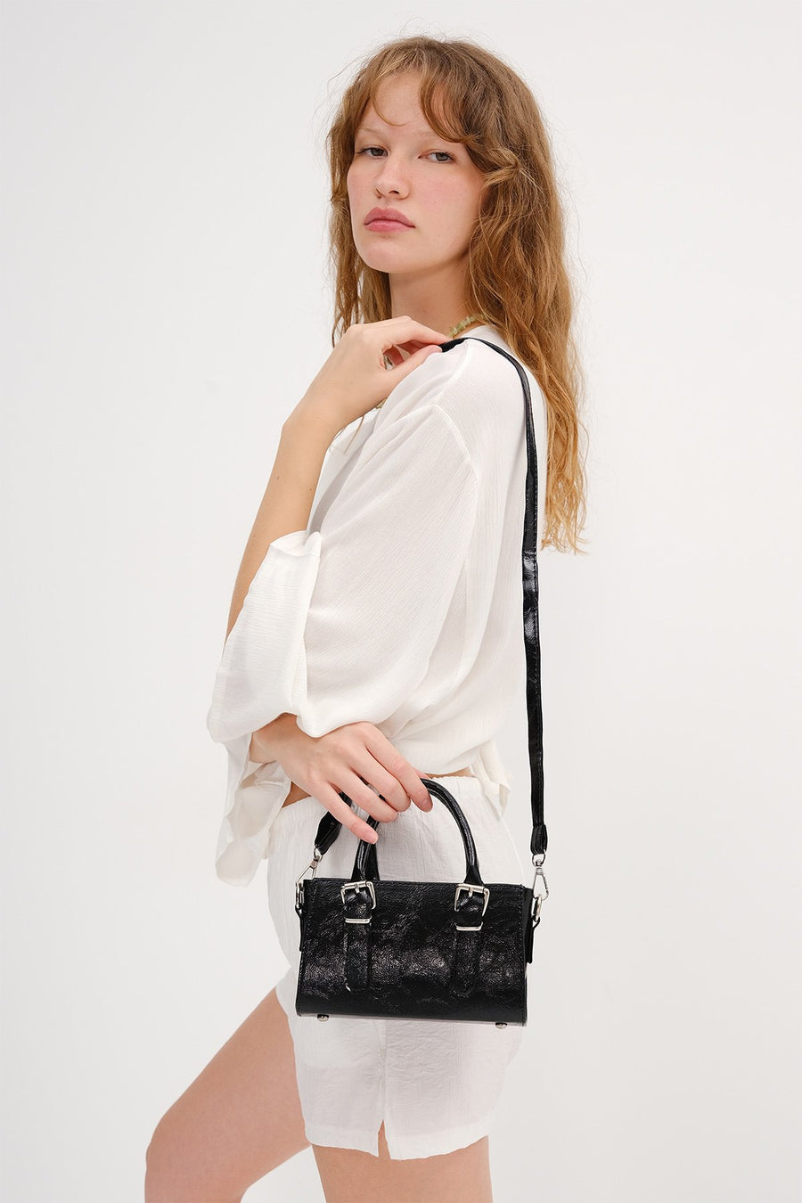 Black_Zippered-Hand-and-Shoulder-Bag-addax