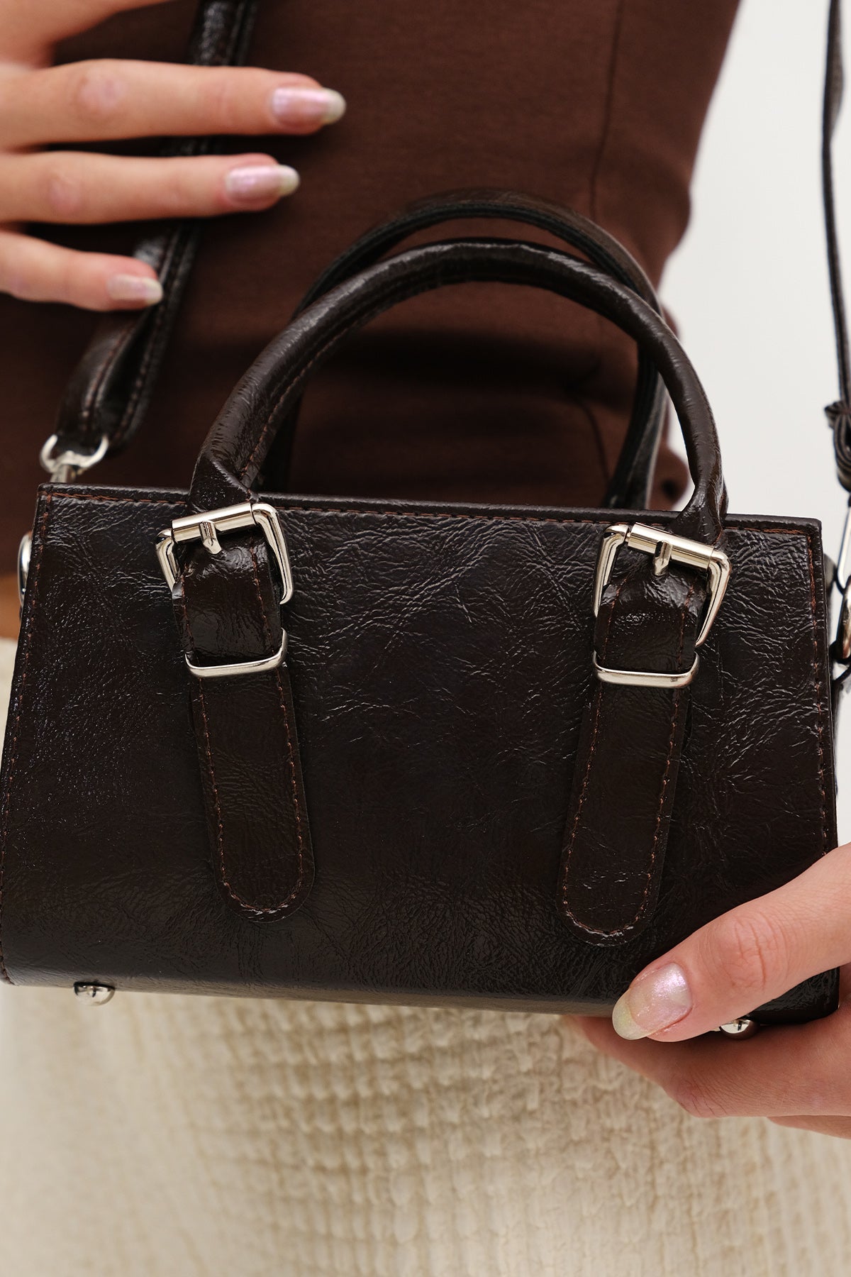 Brown_Zippered-Hand-and-Shoulder-Bag-addax