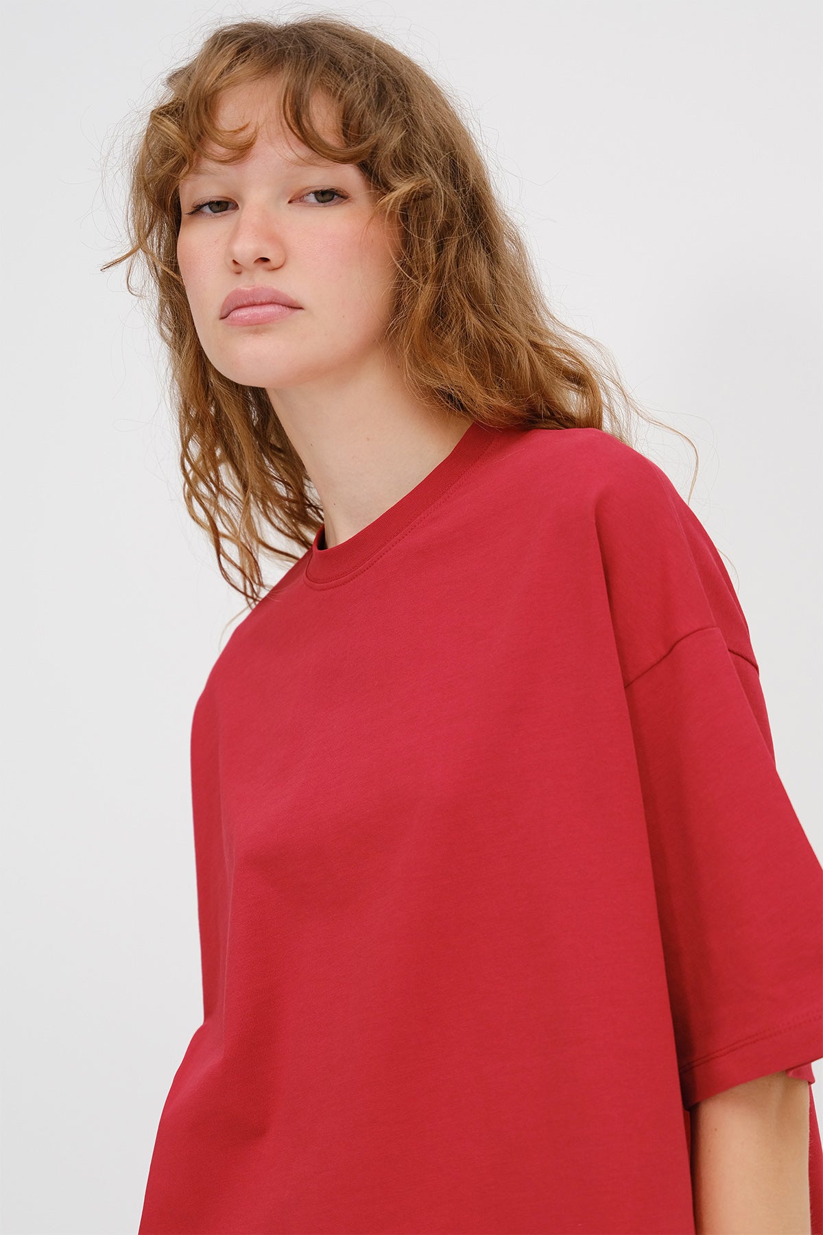 Bright-Red_Thick-Basic-T-Shirt-addax