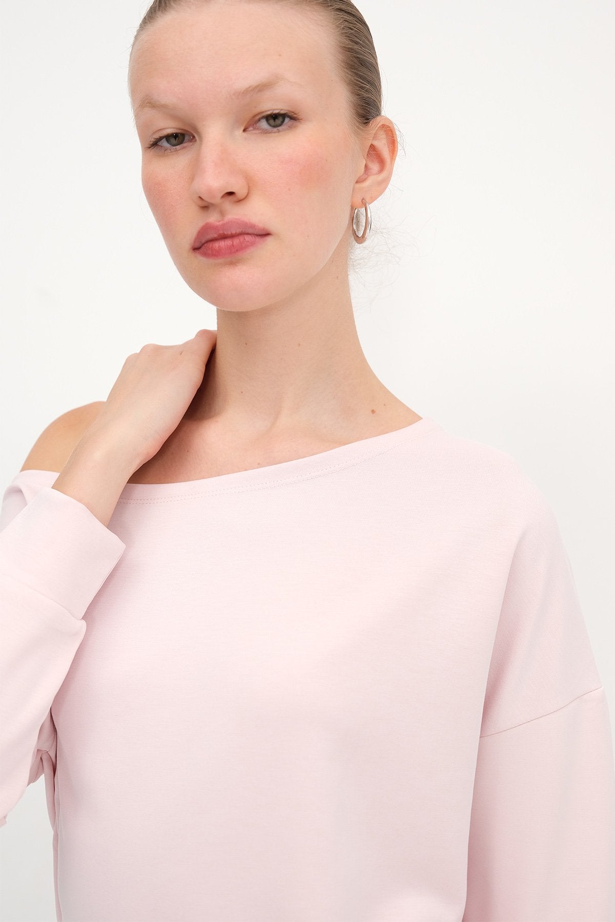 Light-Pink_Boat-Neck-Modal-Sweatshirt-addax