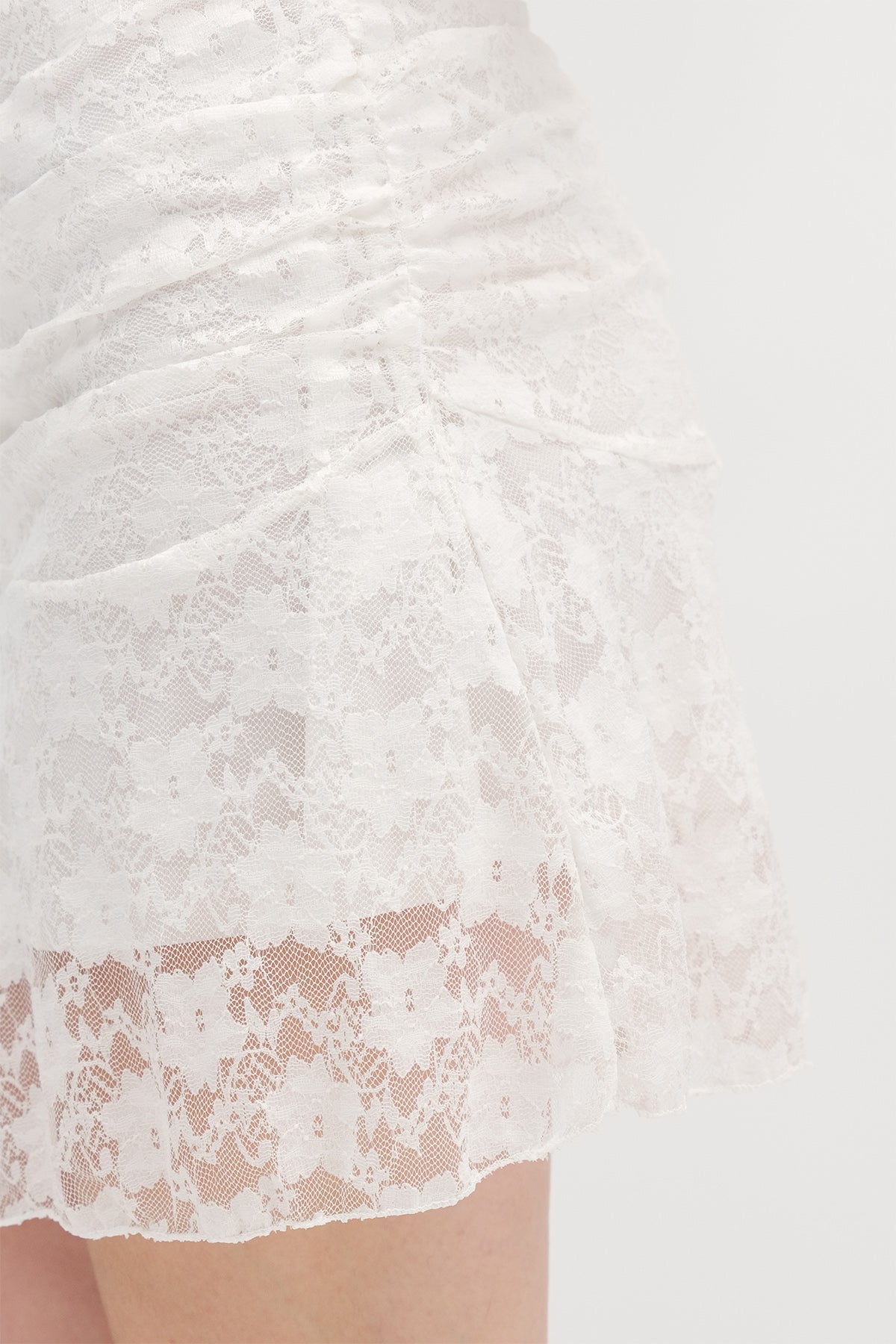 Ecru_Strapless-Lace-Blouse-addax