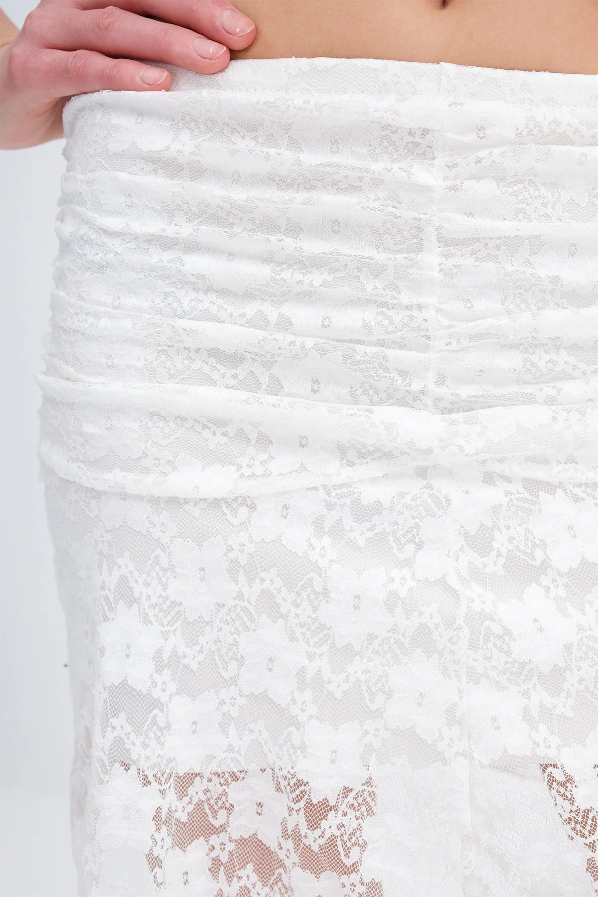 Ecru_Strapless-Lace-Blouse-addax