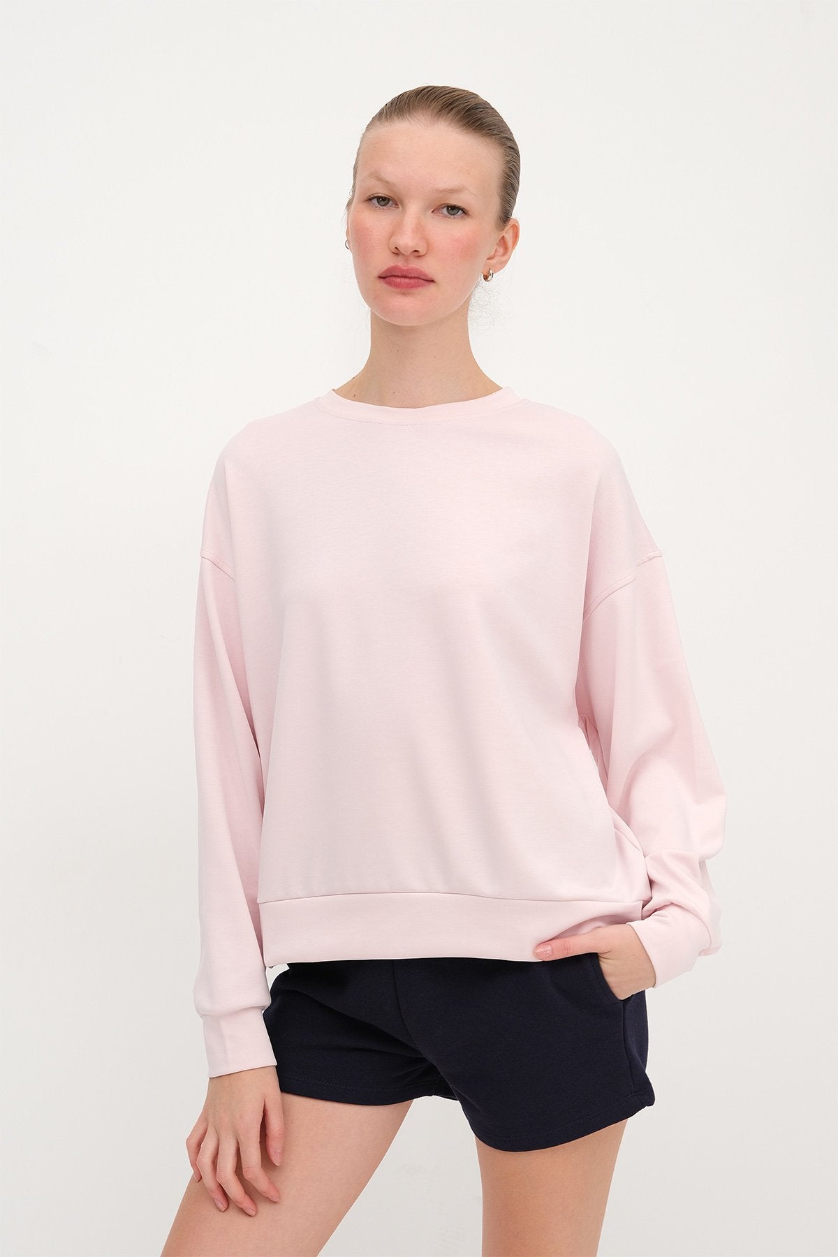 Lotus_Crew-Neck-Modal-Sweatshirt-addax
