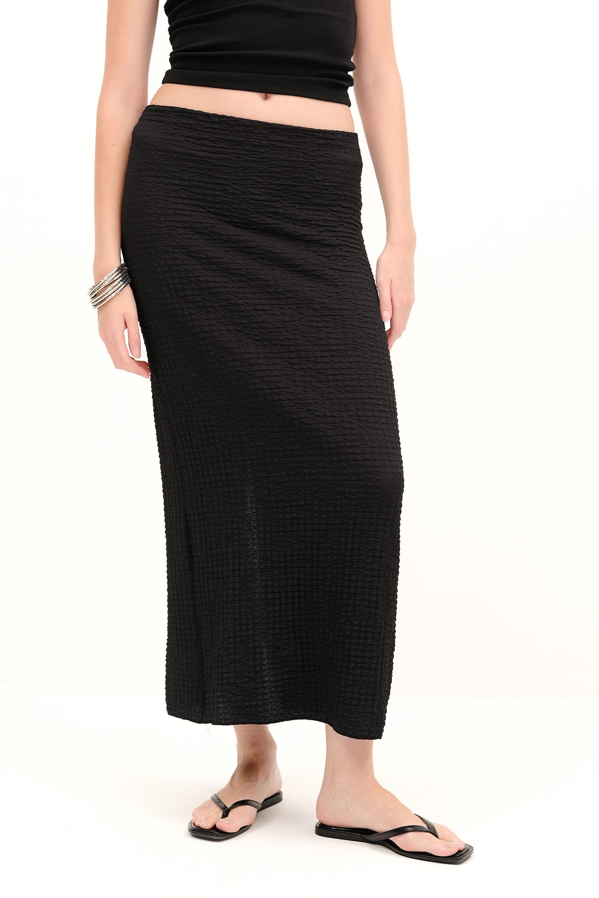 Black_Textured-Midi-Skirt-addax