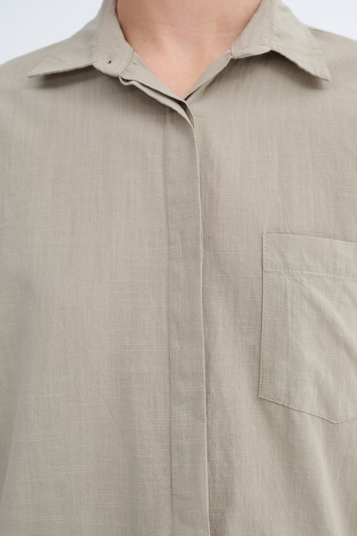 Waterfall_Tie-Detail-Shirt-addax