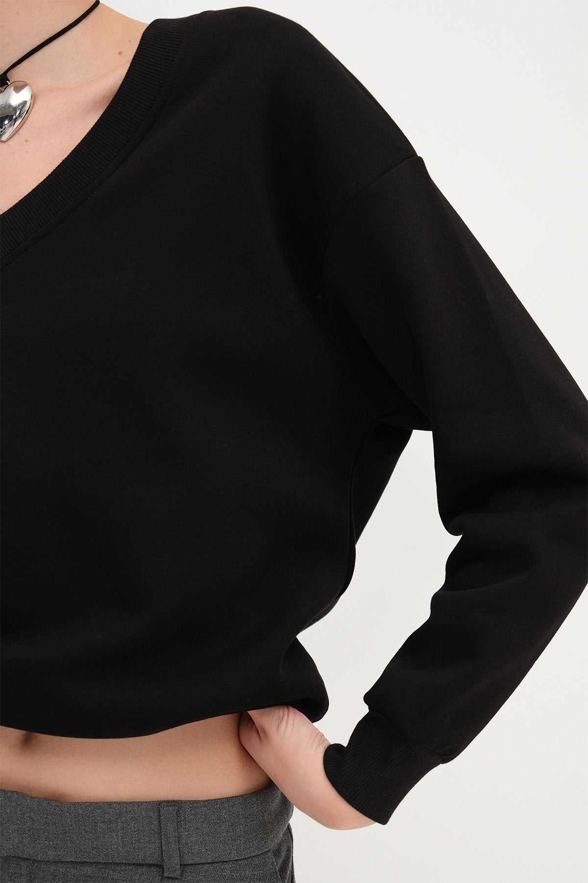Black_V-Neck-Fleece-Lined-Sweatshirt-addax