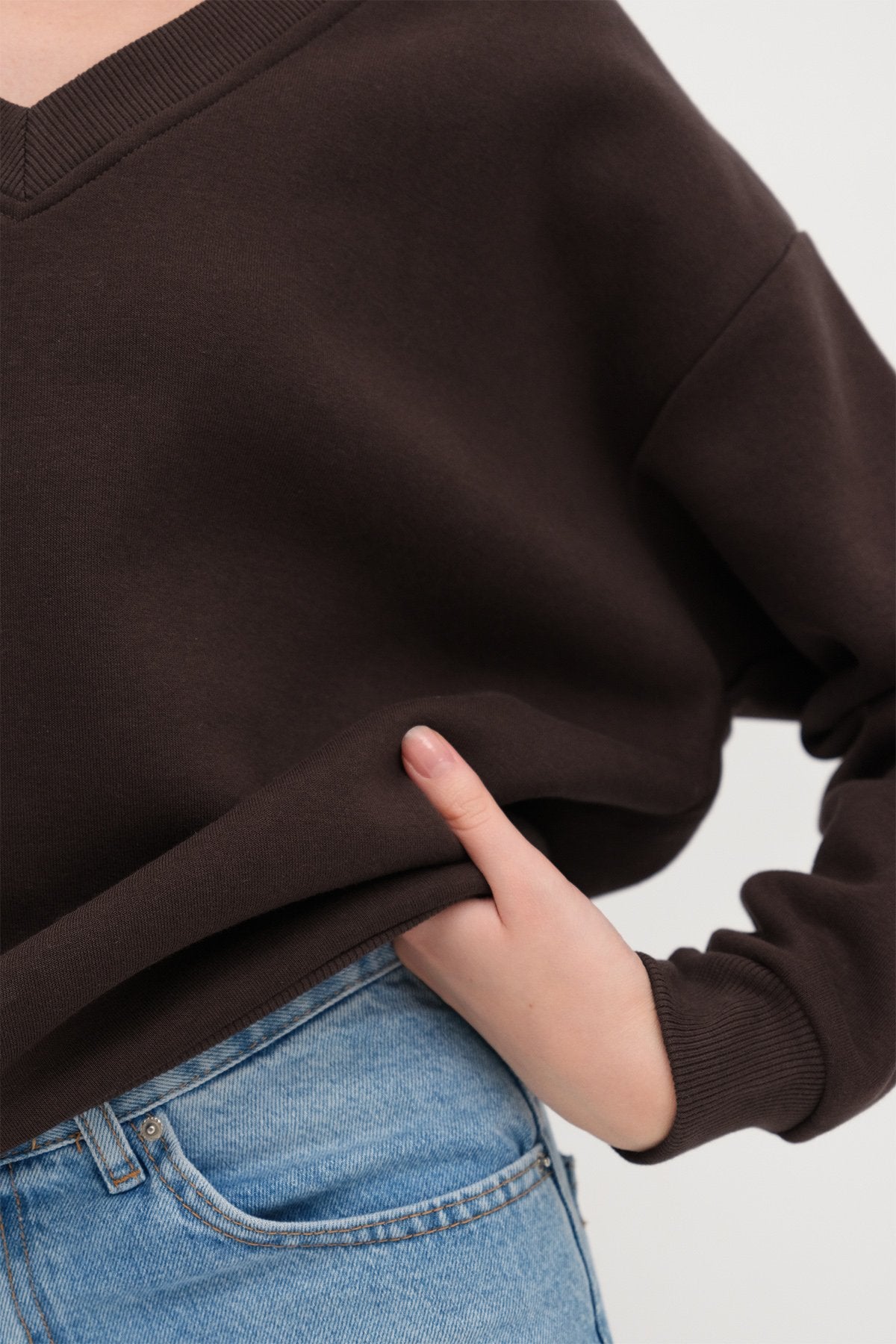 Bitter-Coffee_V-Neck-Fleece-Lined-Sweatshirt-addax