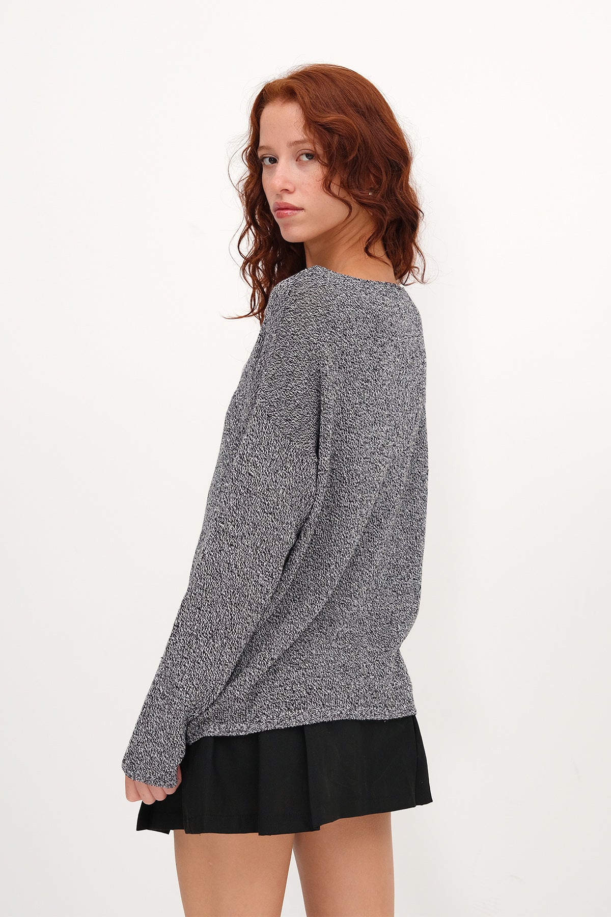 Black---White_Boat-Neck-Knit-Sweater-addax