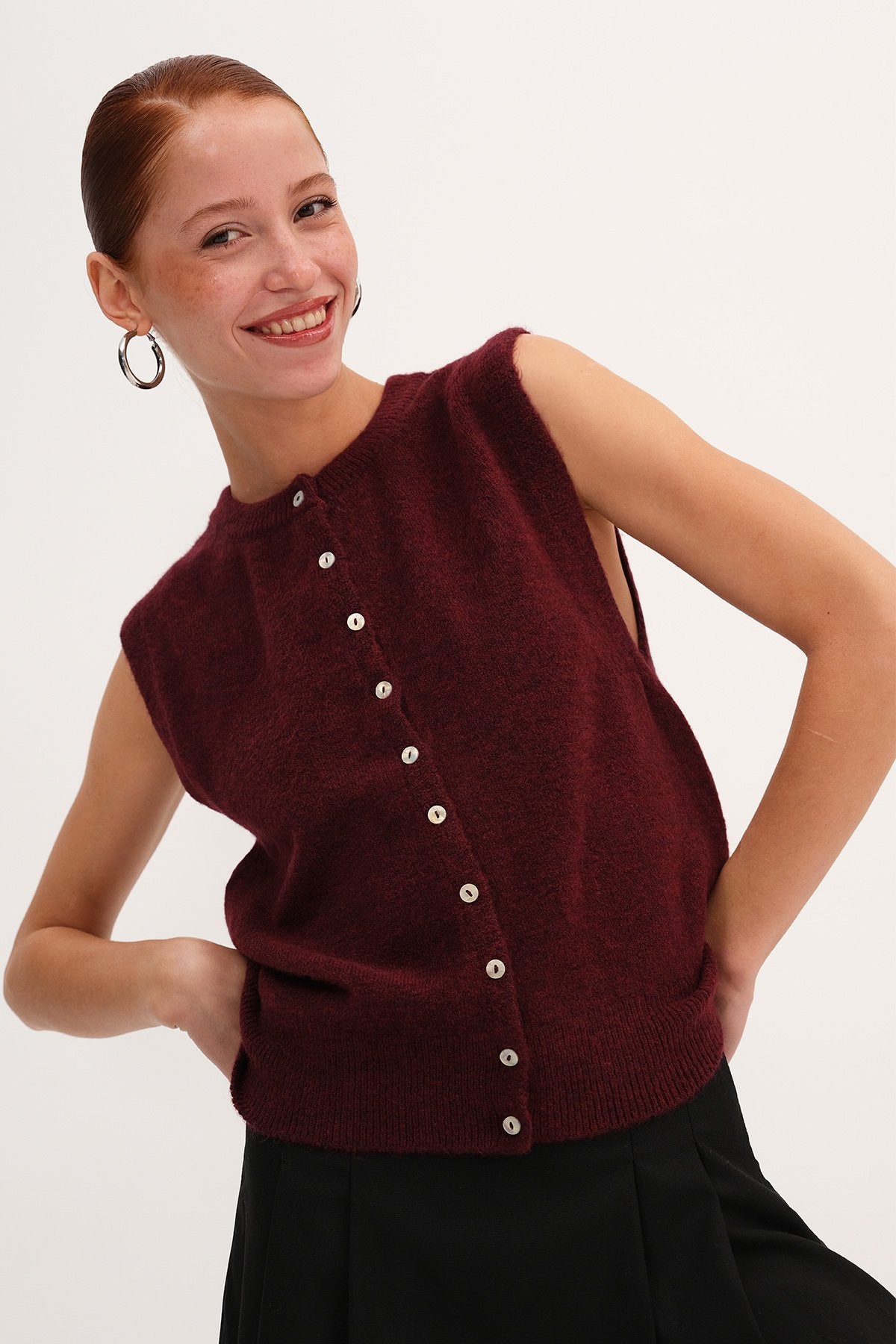 Light-Burgundy_Buttoned-Knit-Vest-addax