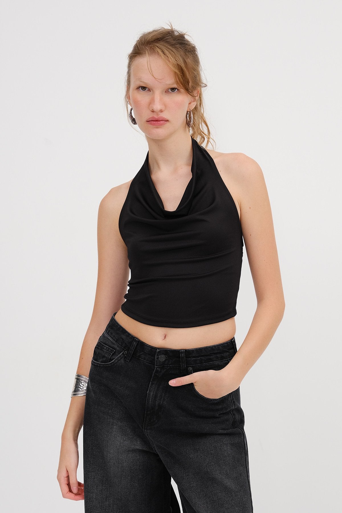 Black_Backless-Blouse-addax