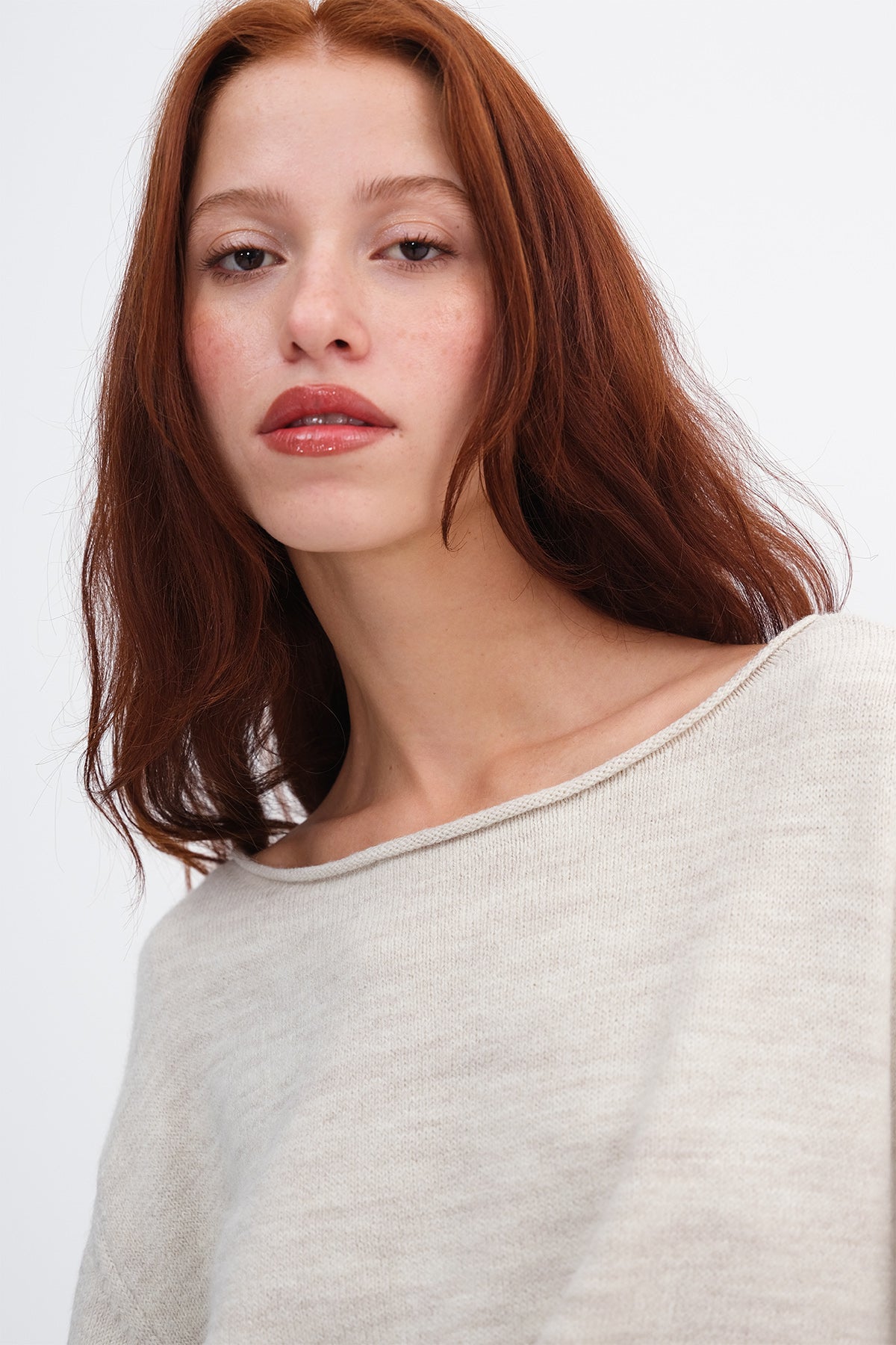 Stone_Boat-Neck-Knit-Sweater-addax