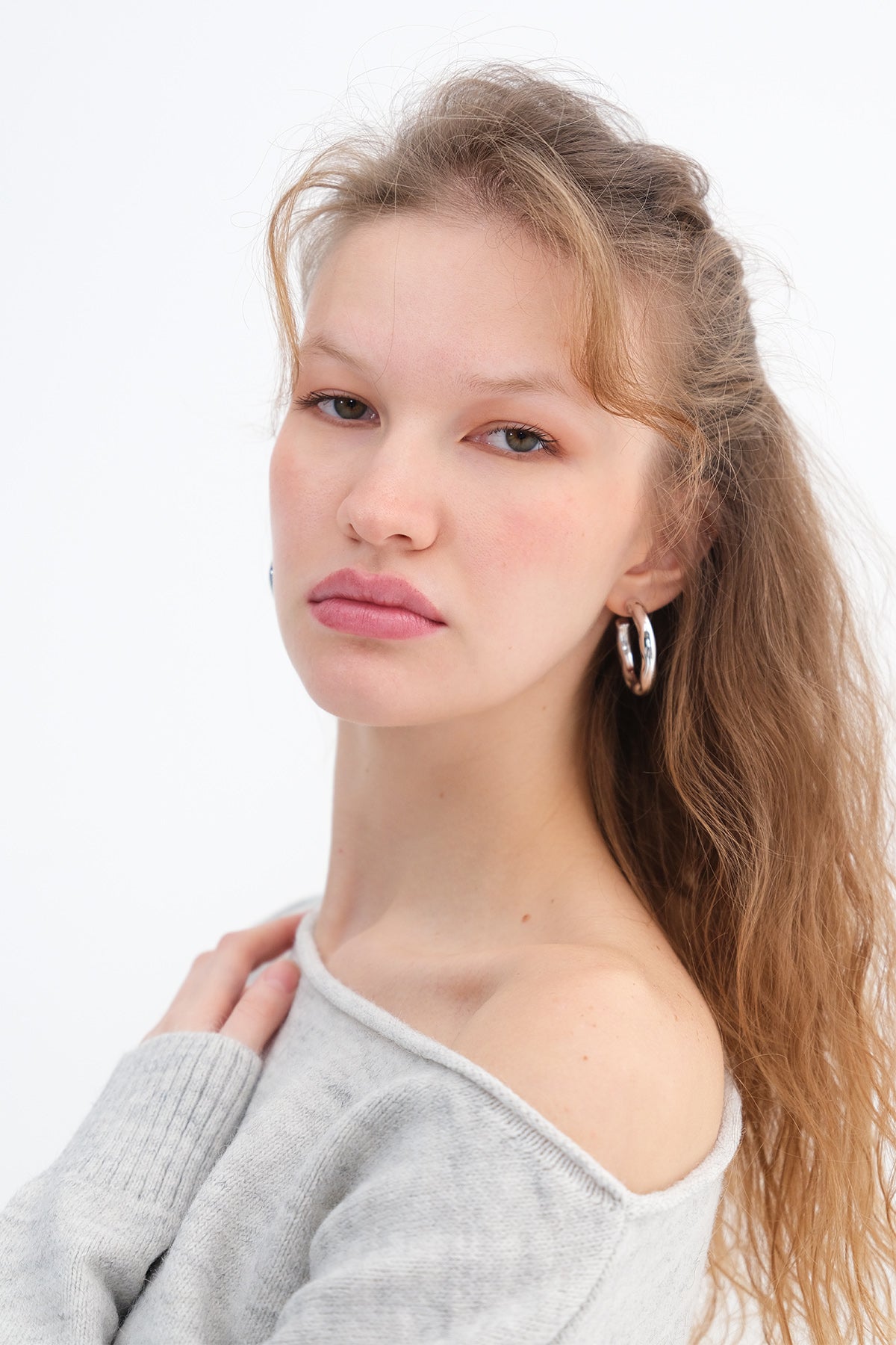 Snow-Melange_Boat-Neck-Knit-Sweater-addax