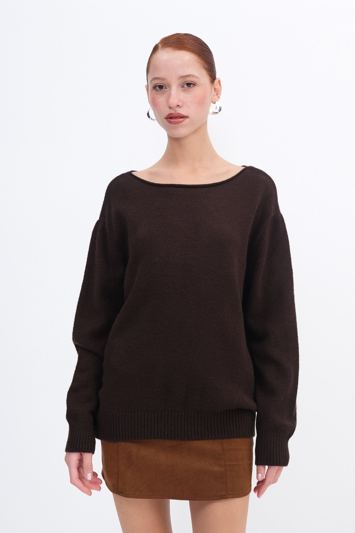 Bitter-Coffee_Boat-Neck-Knit-Sweater-addax