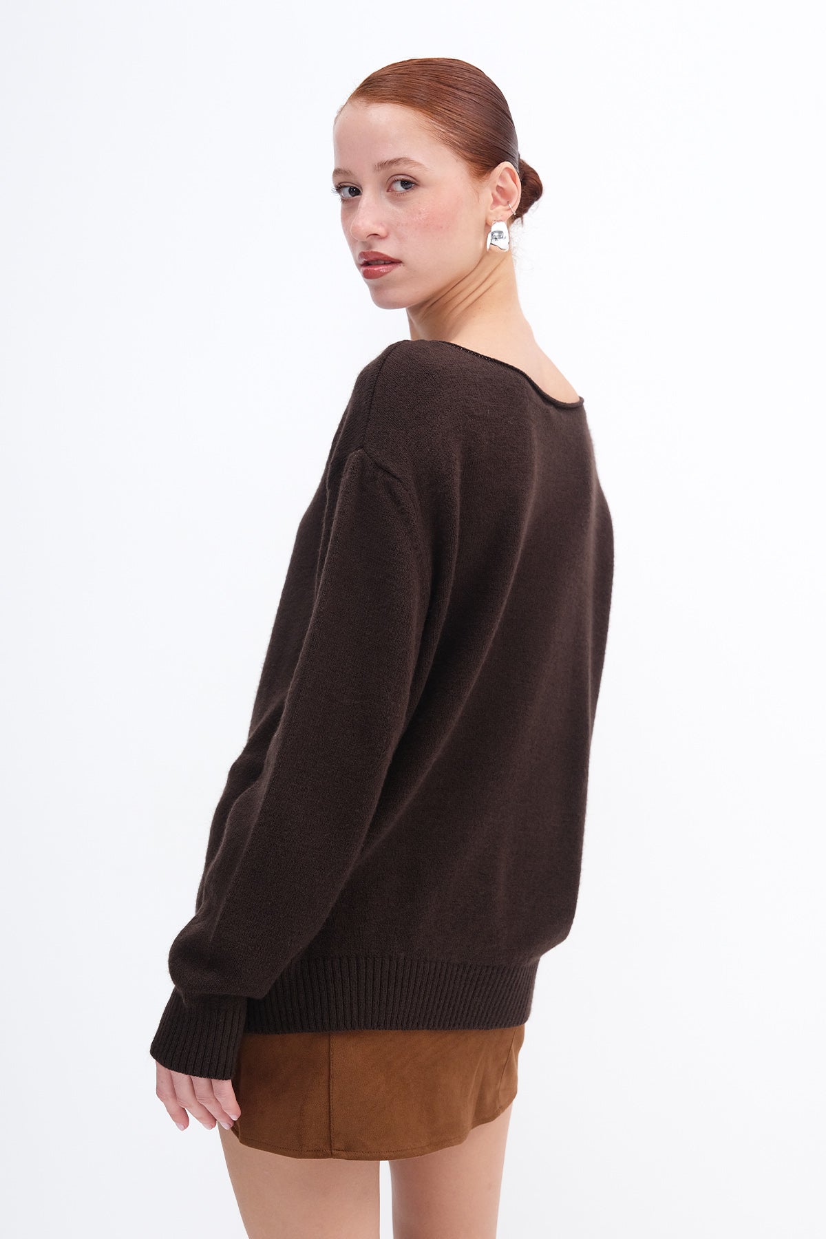 Bitter-Coffee_Boat-Neck-Knit-Sweater-addax