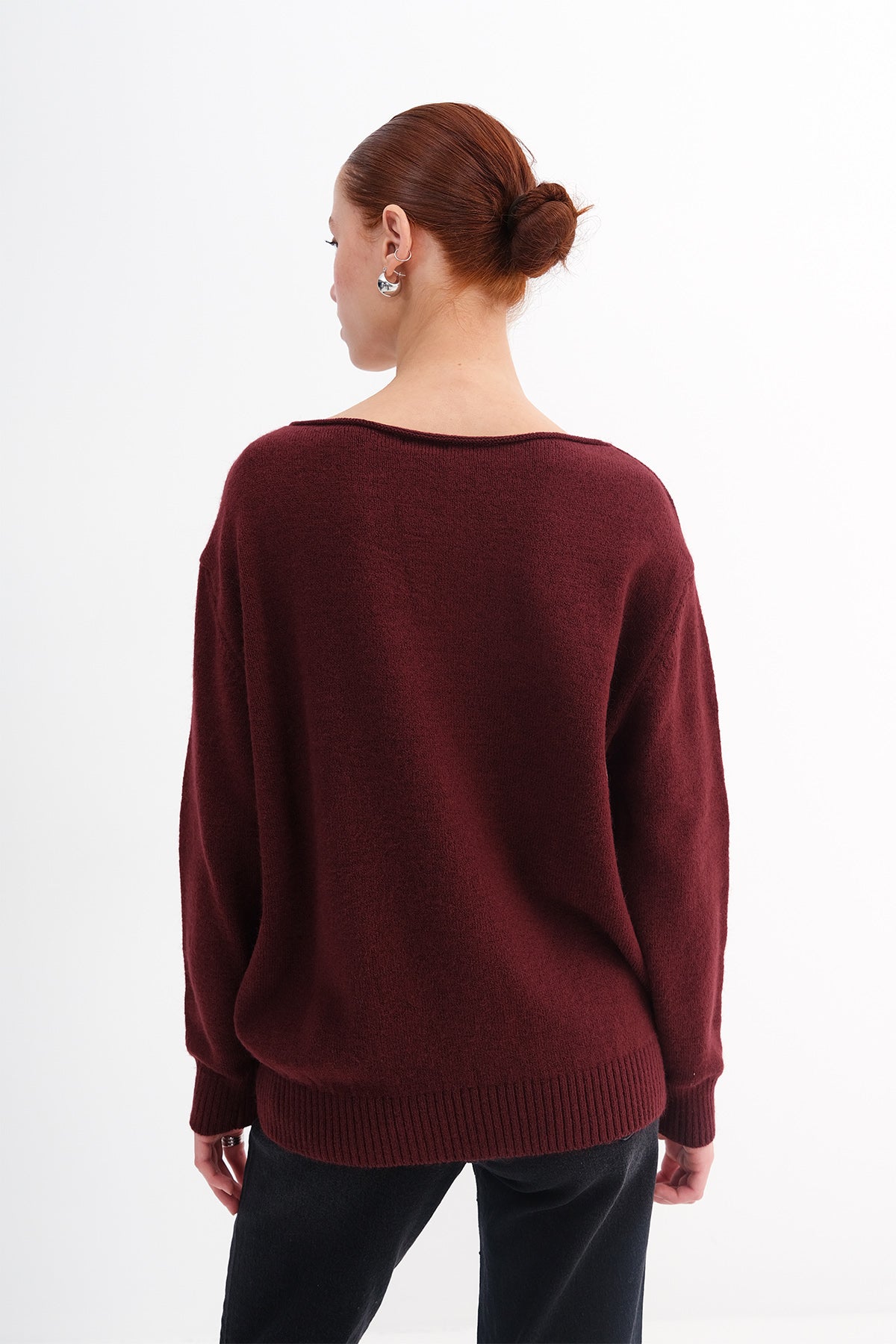 Light-Burgundy_Boat-Neck-Knit-Sweater-addax