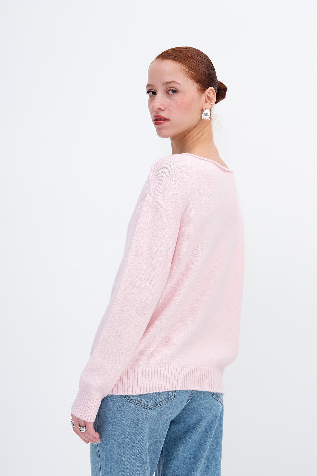 Lotus_Boat-Neck-Knit-Sweater-addax