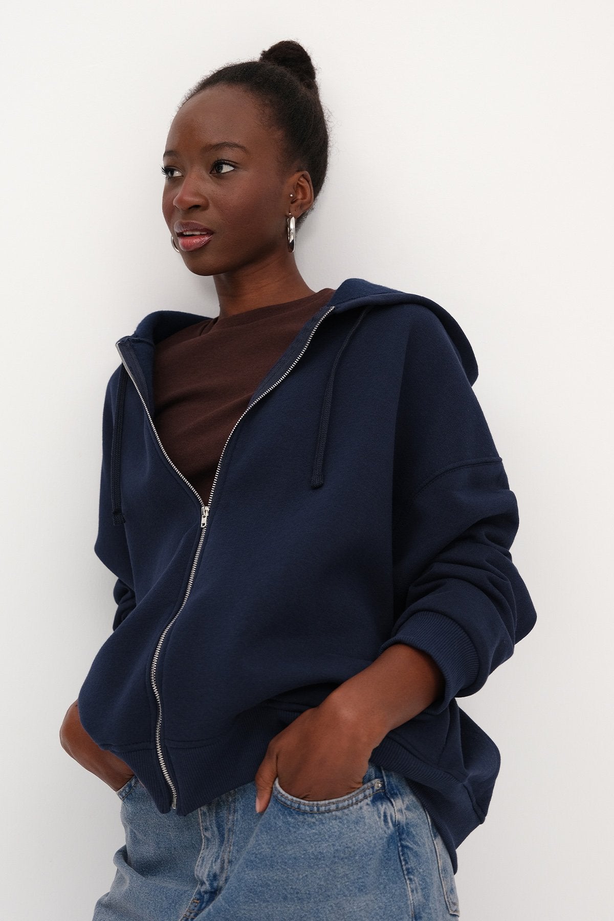 Night-Blue_Zip-up-Brushed-Sweatshirt-addax