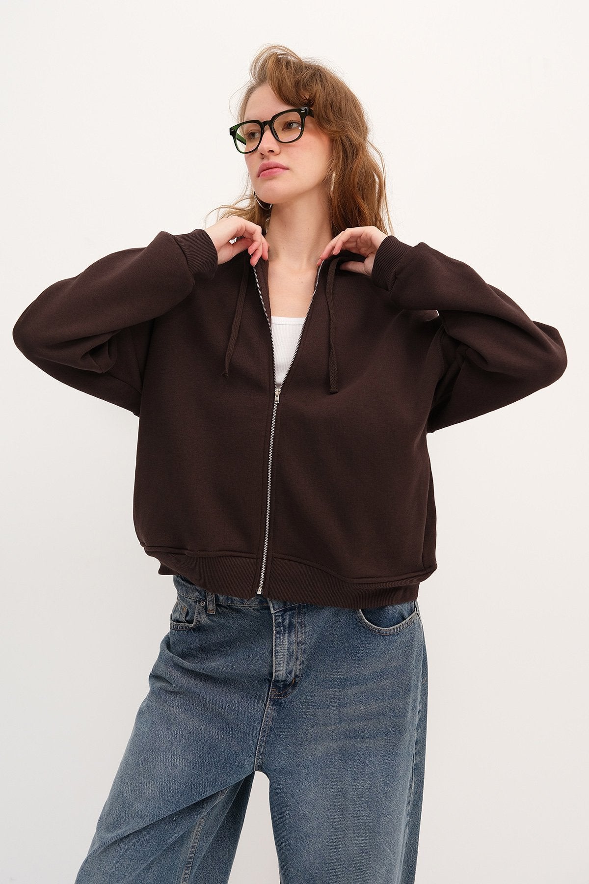 Bitter-Coffee_Zip-up-Brushed-Sweatshirt-addax