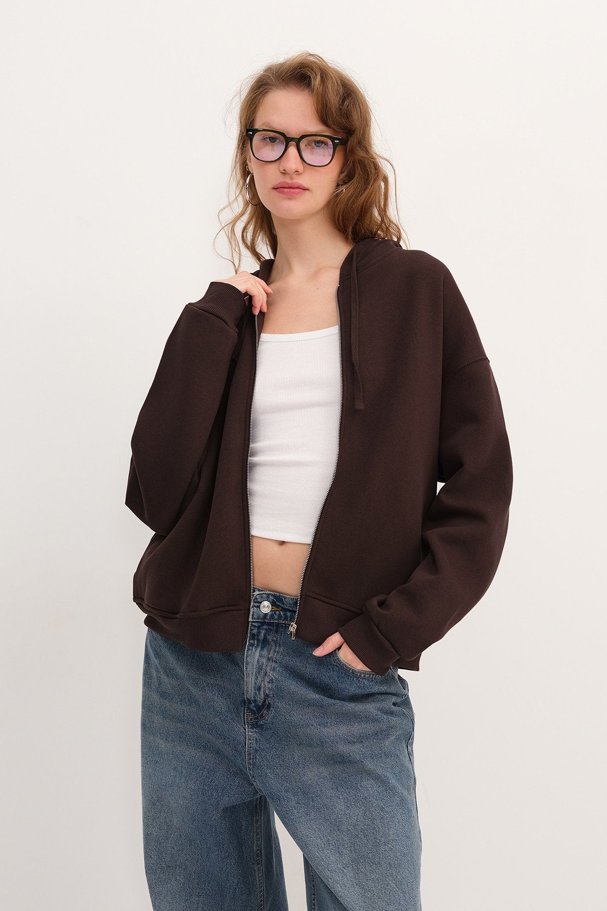 Bitter-Coffee_Zip-up-Brushed-Sweatshirt-addax