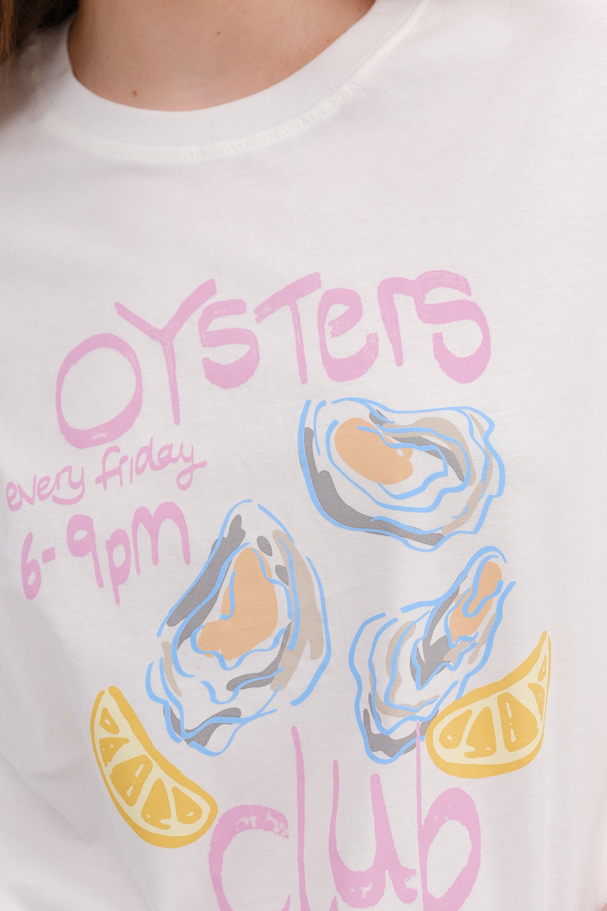 Ecru_Oysters-Club-Printed-T-shirt-addax