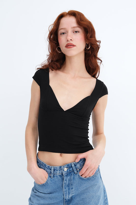 Black_Front-and-back-V-neck-T-shirt-addax
