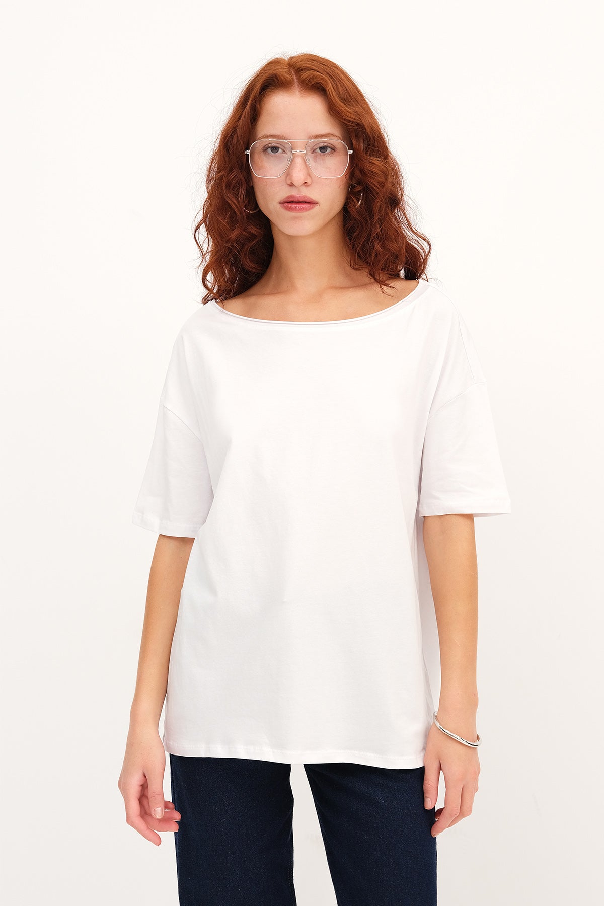 White_Boat-Neck-Basic-T-Shirt-addax
