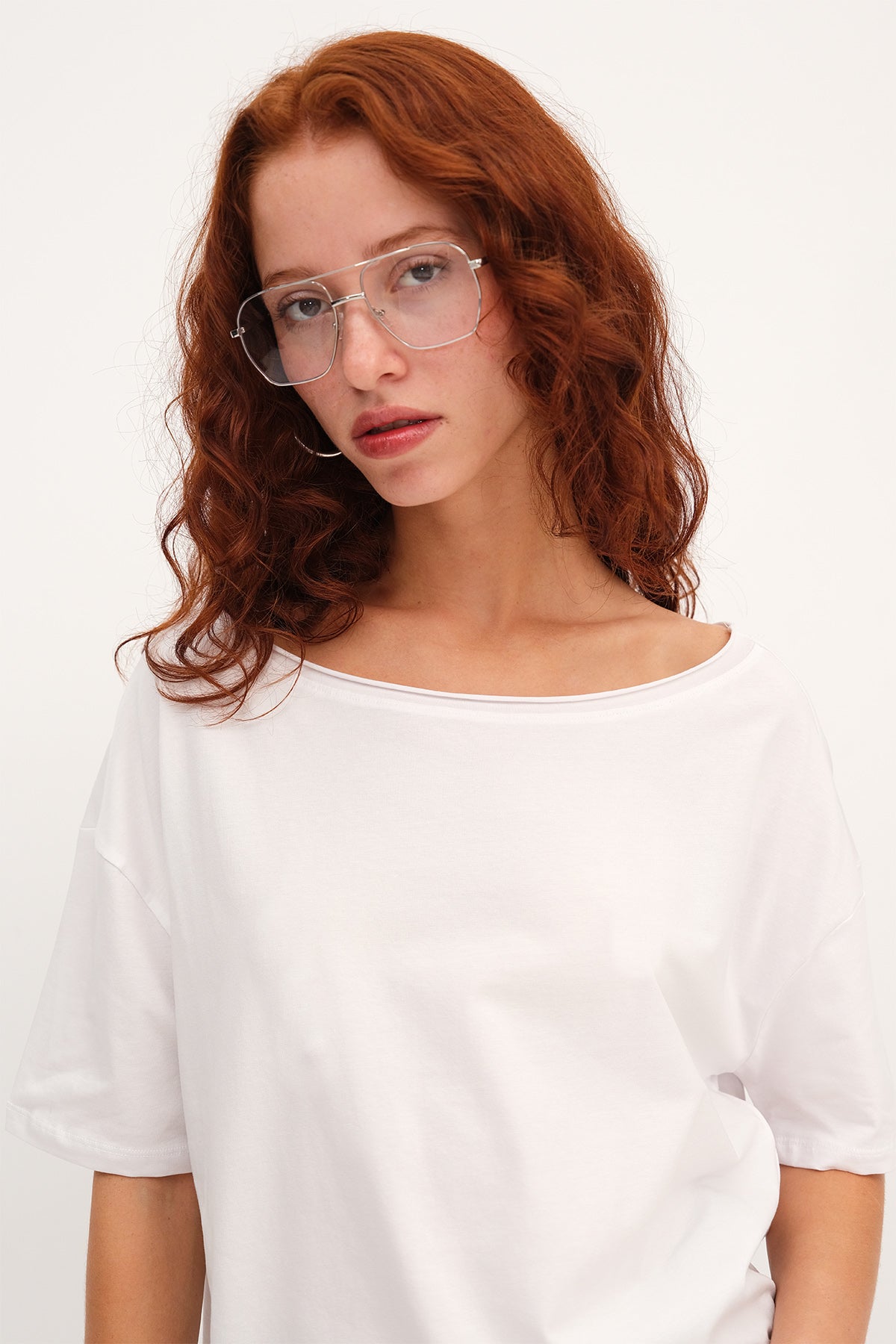 White_Boat-Neck-Basic-T-Shirt-addax