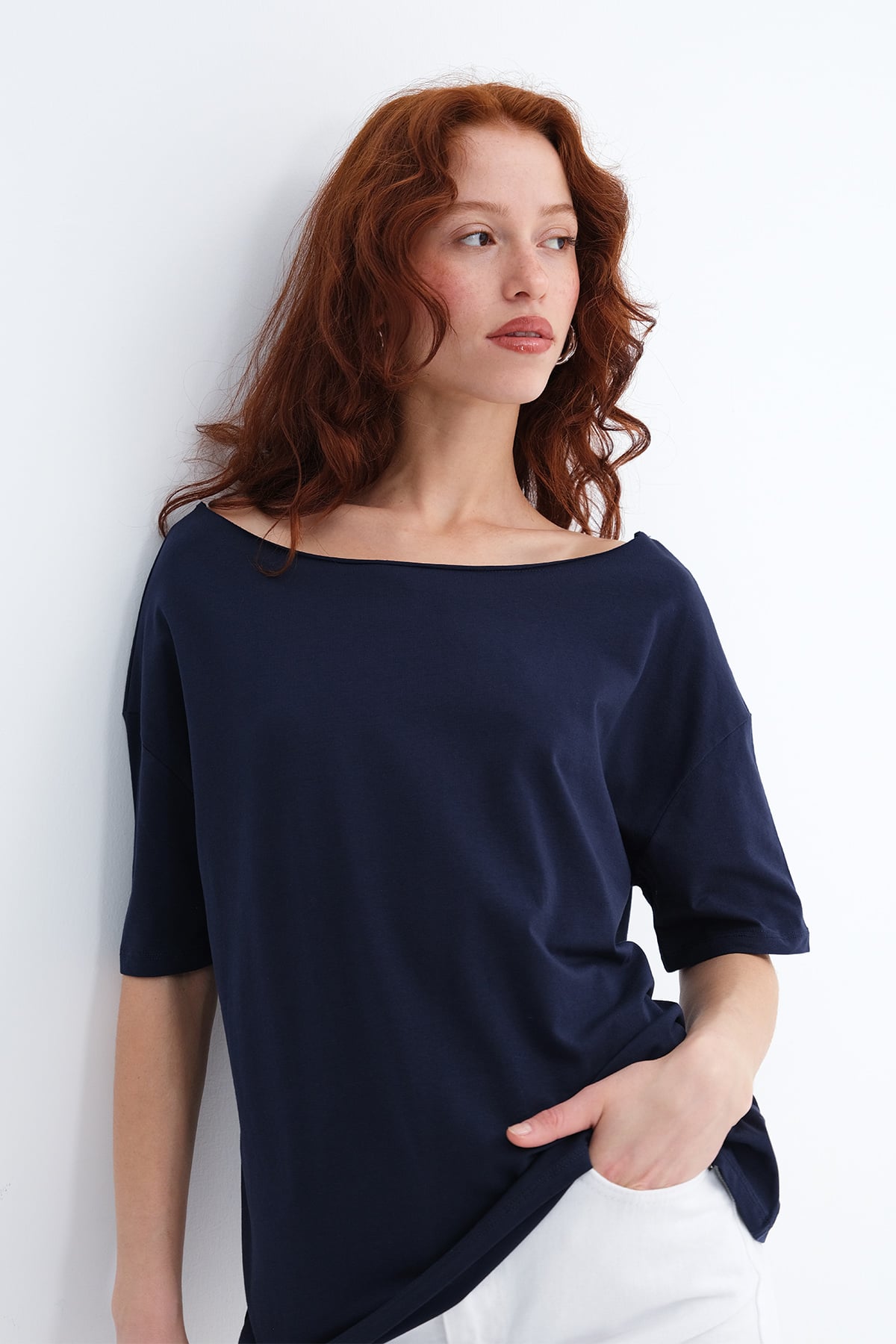 Night-Blue_Boat-Neck-Basic-T-Shirt-addax