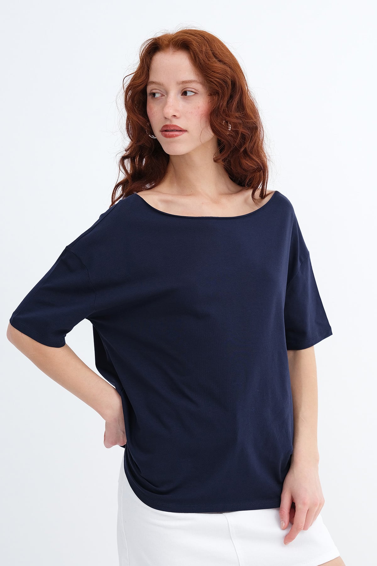 Night-Blue_Boat-Neck-Basic-T-Shirt-addax
