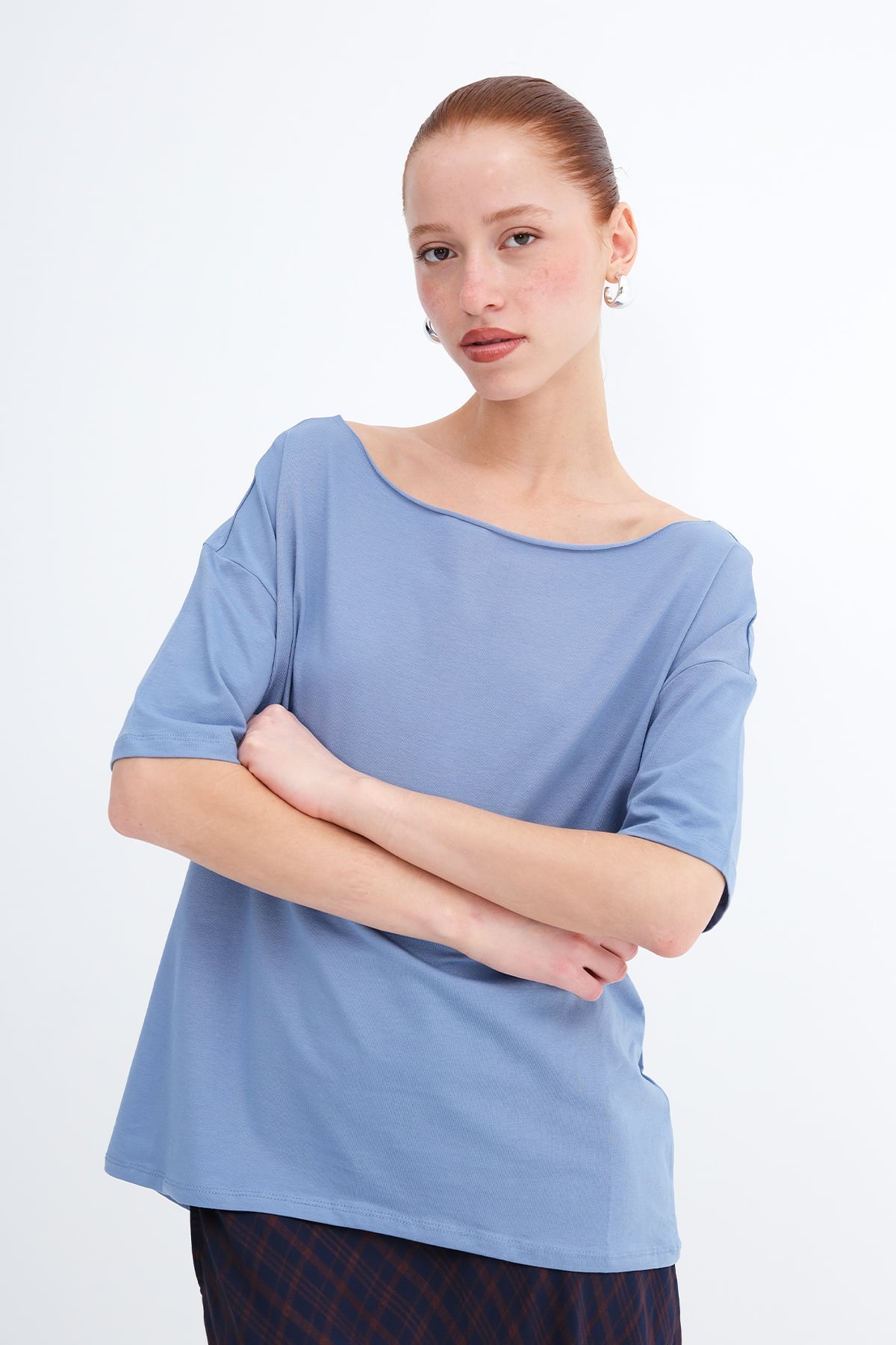 Stonewash_Boat-Neck-Basic-T-Shirt-addax