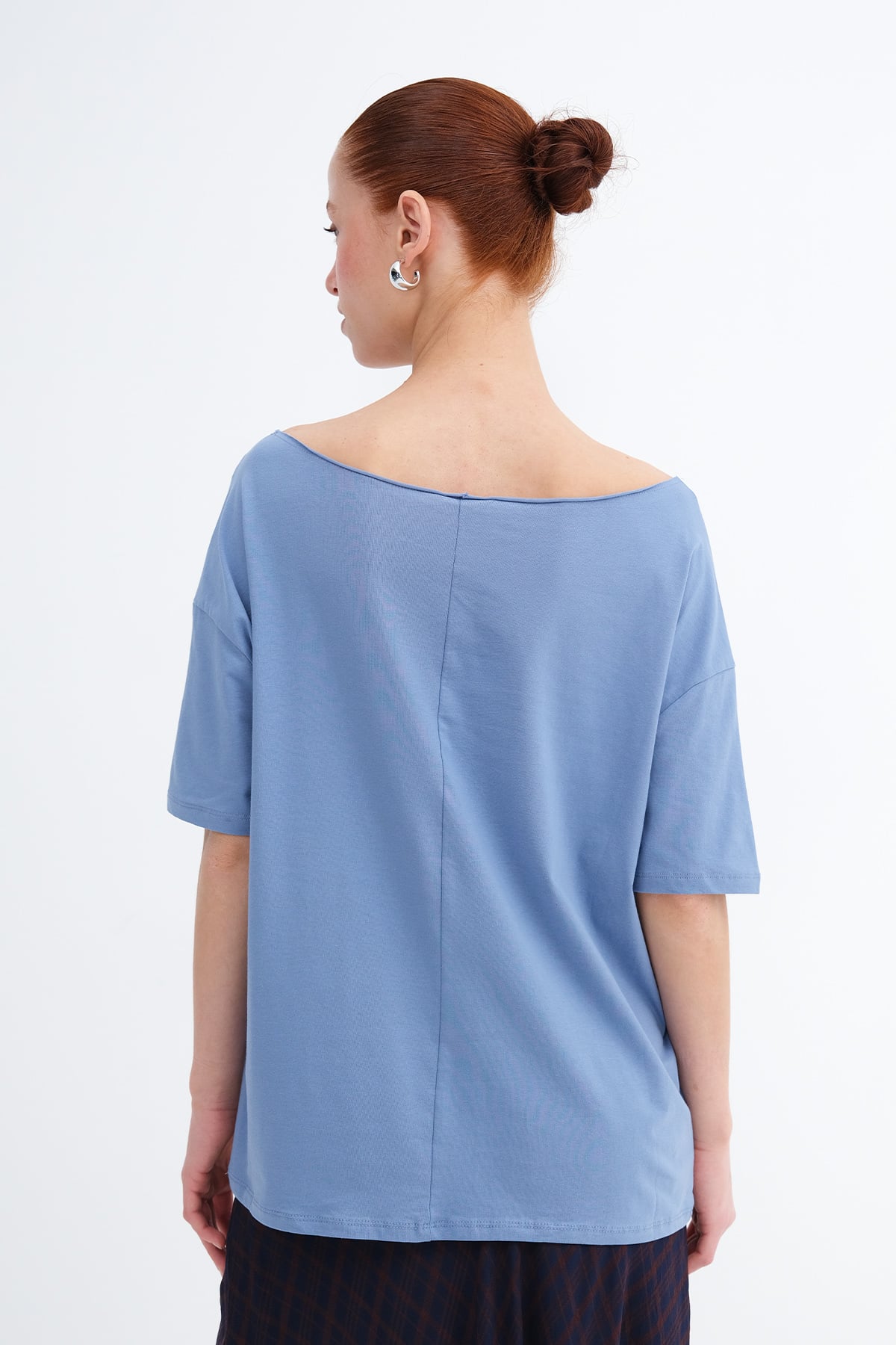 Stonewash_Boat-Neck-Basic-T-Shirt-addax