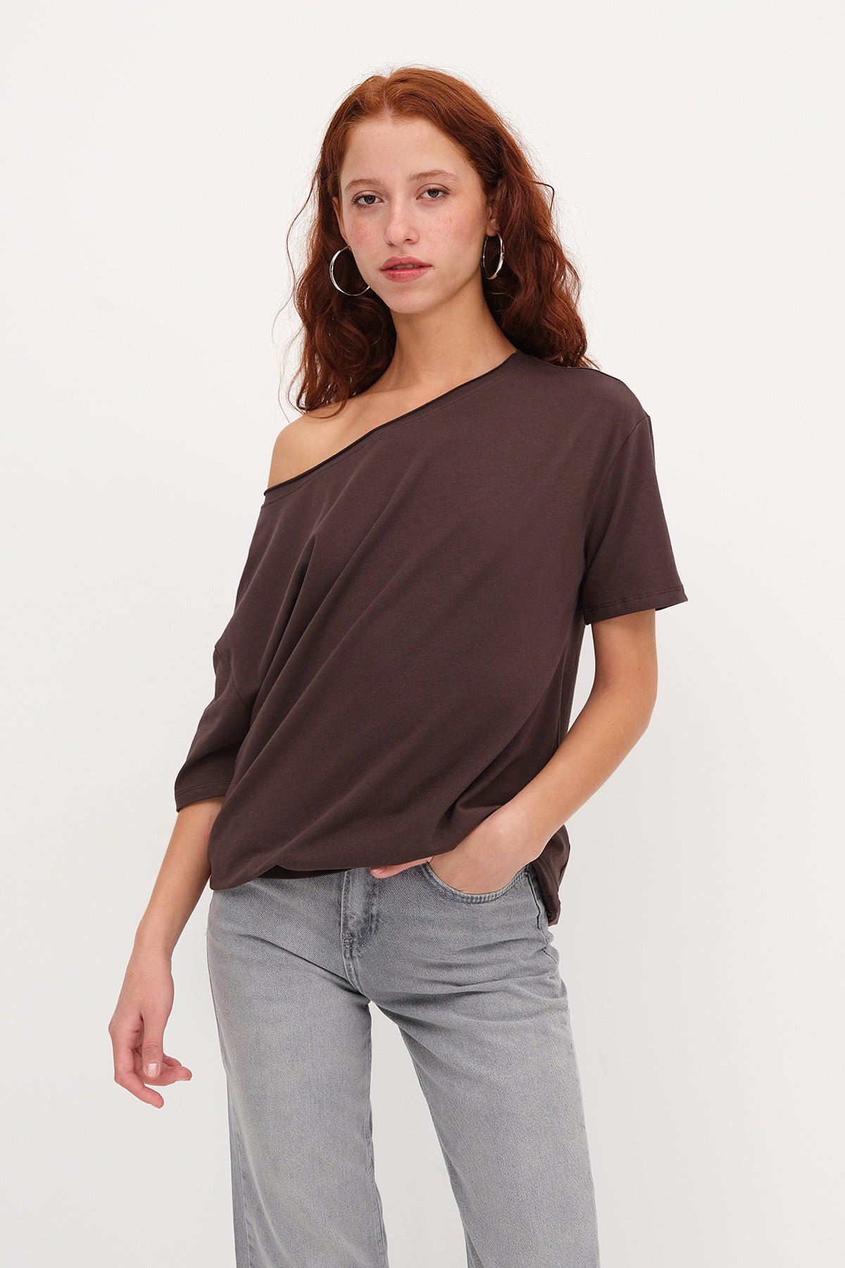 Soft-Brown_Boat-Neck-Basic-T-Shirt-addax