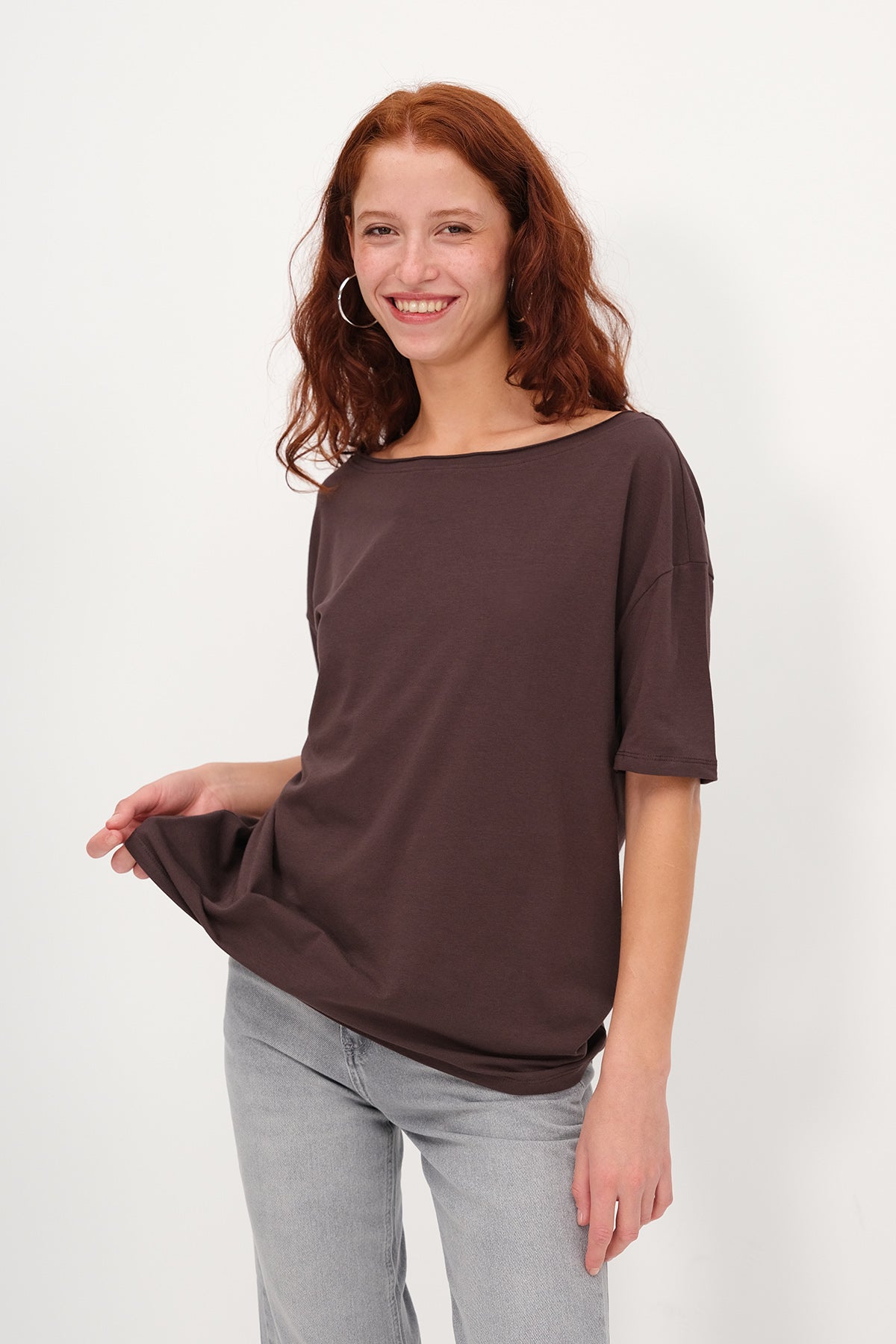 Soft-Brown_Boat-Neck-Basic-T-Shirt-addax