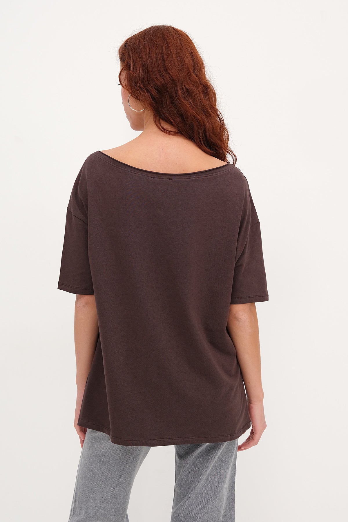 Soft-Brown_Boat-Neck-Basic-T-Shirt-addax