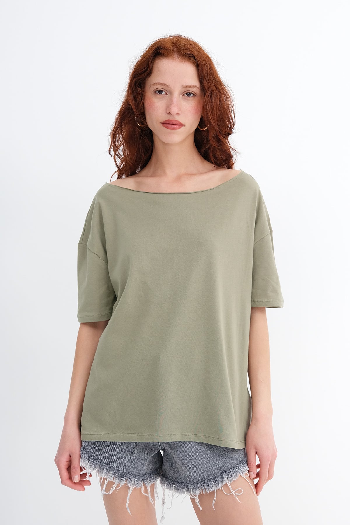 Sage_Boat-Neck-Basic-T-Shirt-addax