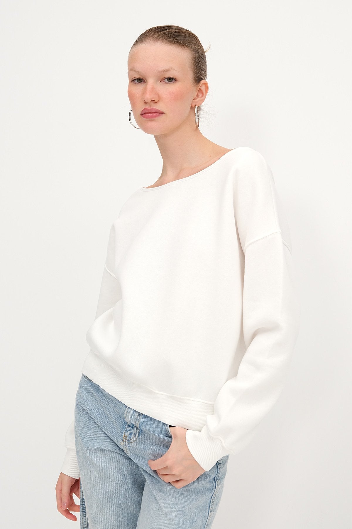 Ecru_Boat-Neck-Fleece-Lined-Sweatshirt-addax