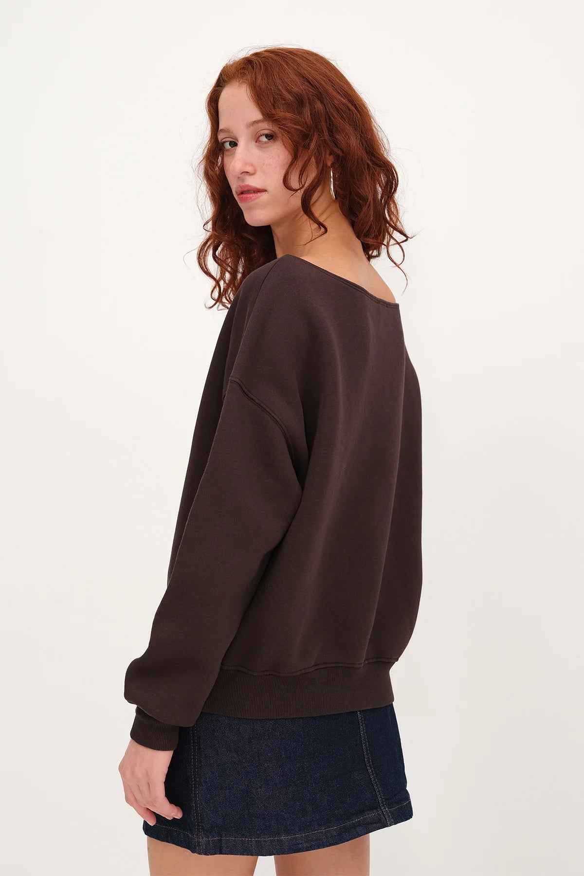 Bitter-Coffee_Boat-Neck-Fleece-Lined-Sweatshirt-addax